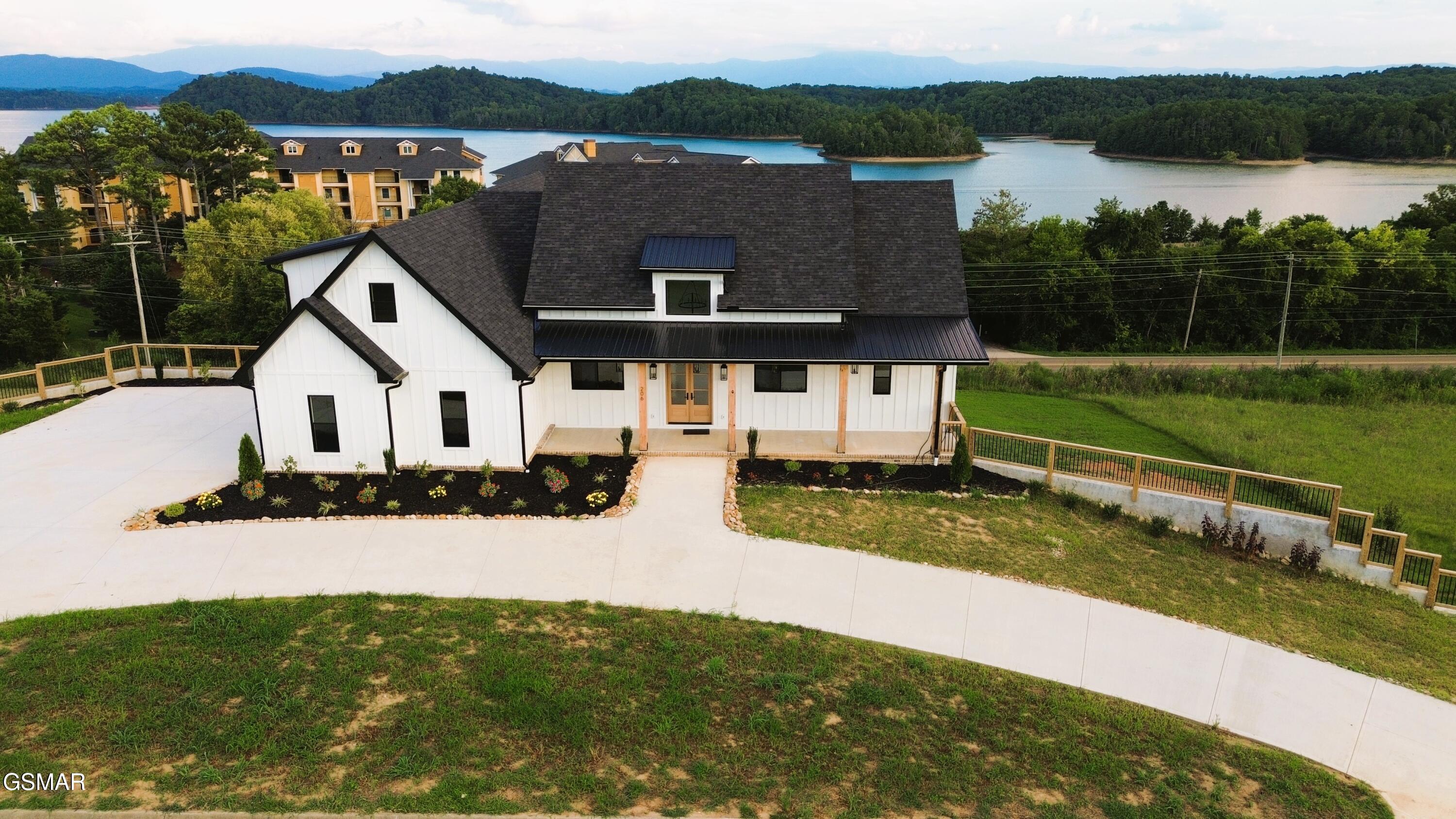 206 Eagle View Drive — photo