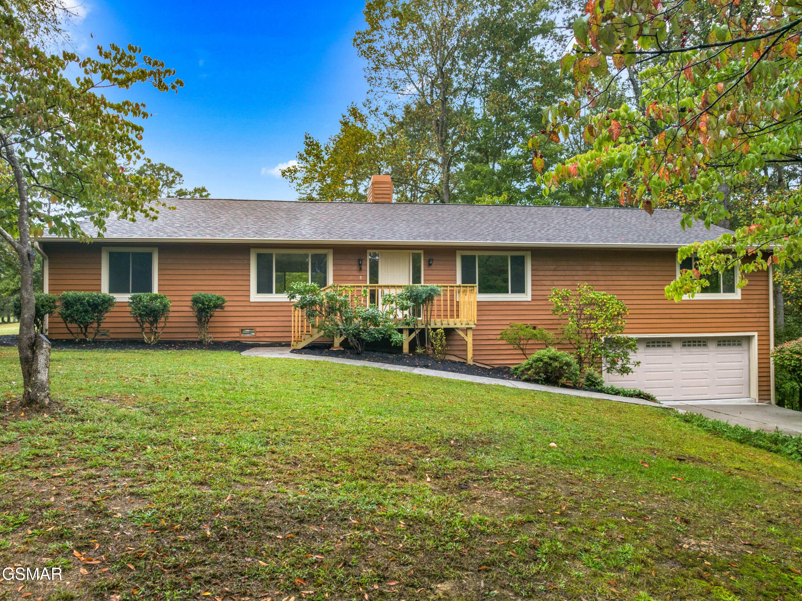 3320 Hazelwood Court — photo