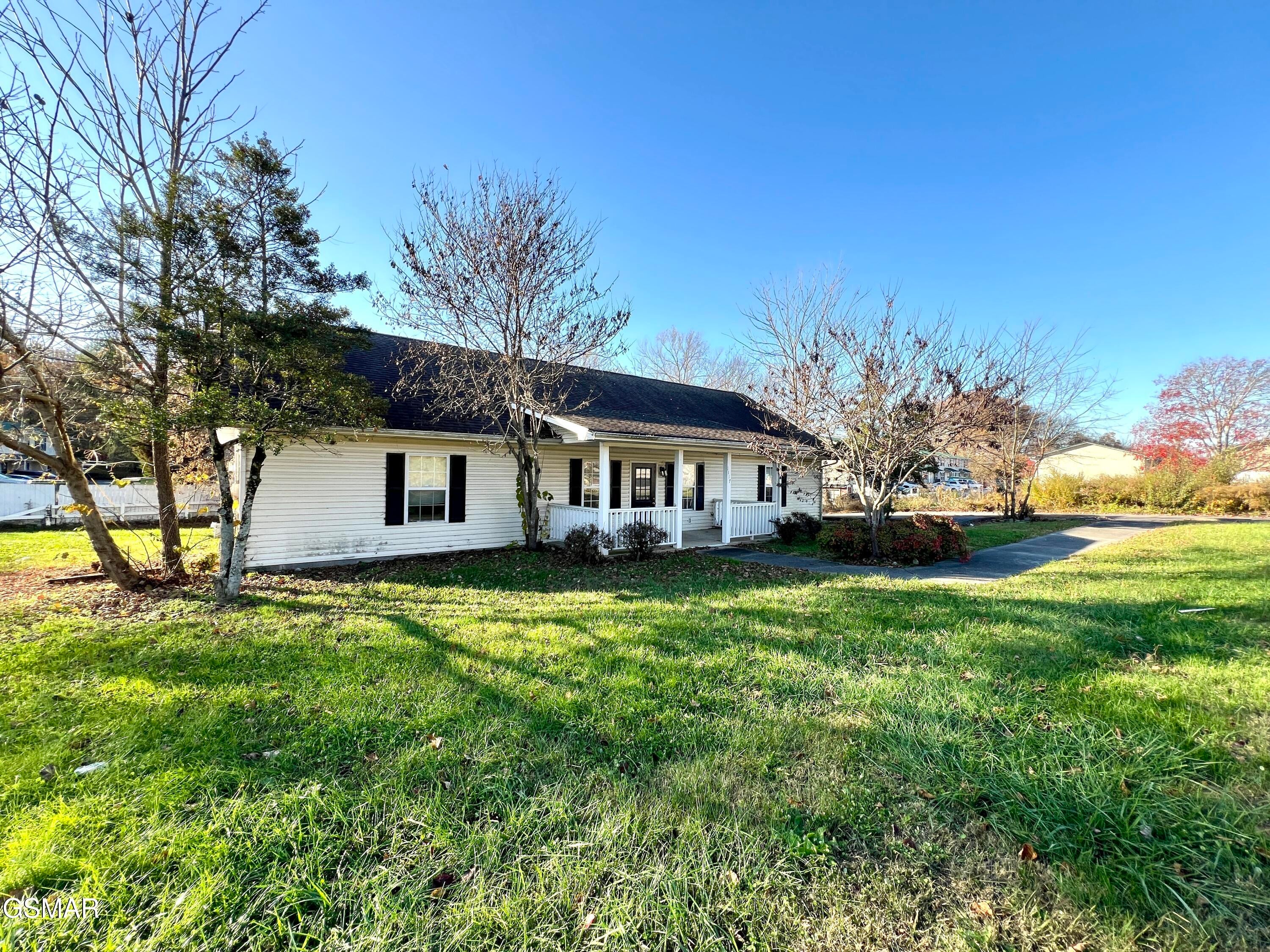 1117 Oak Cluster Drive — photo