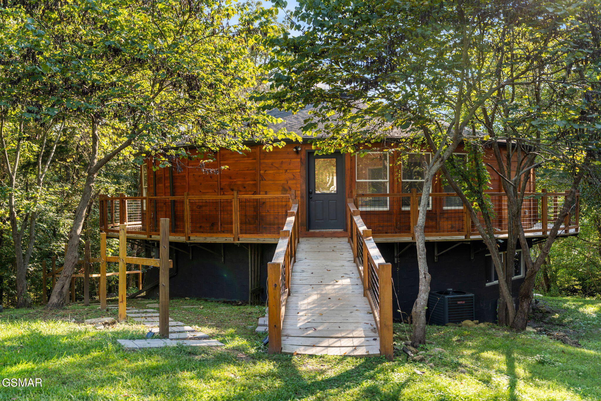 525 Sourdough Hollow Road — photo