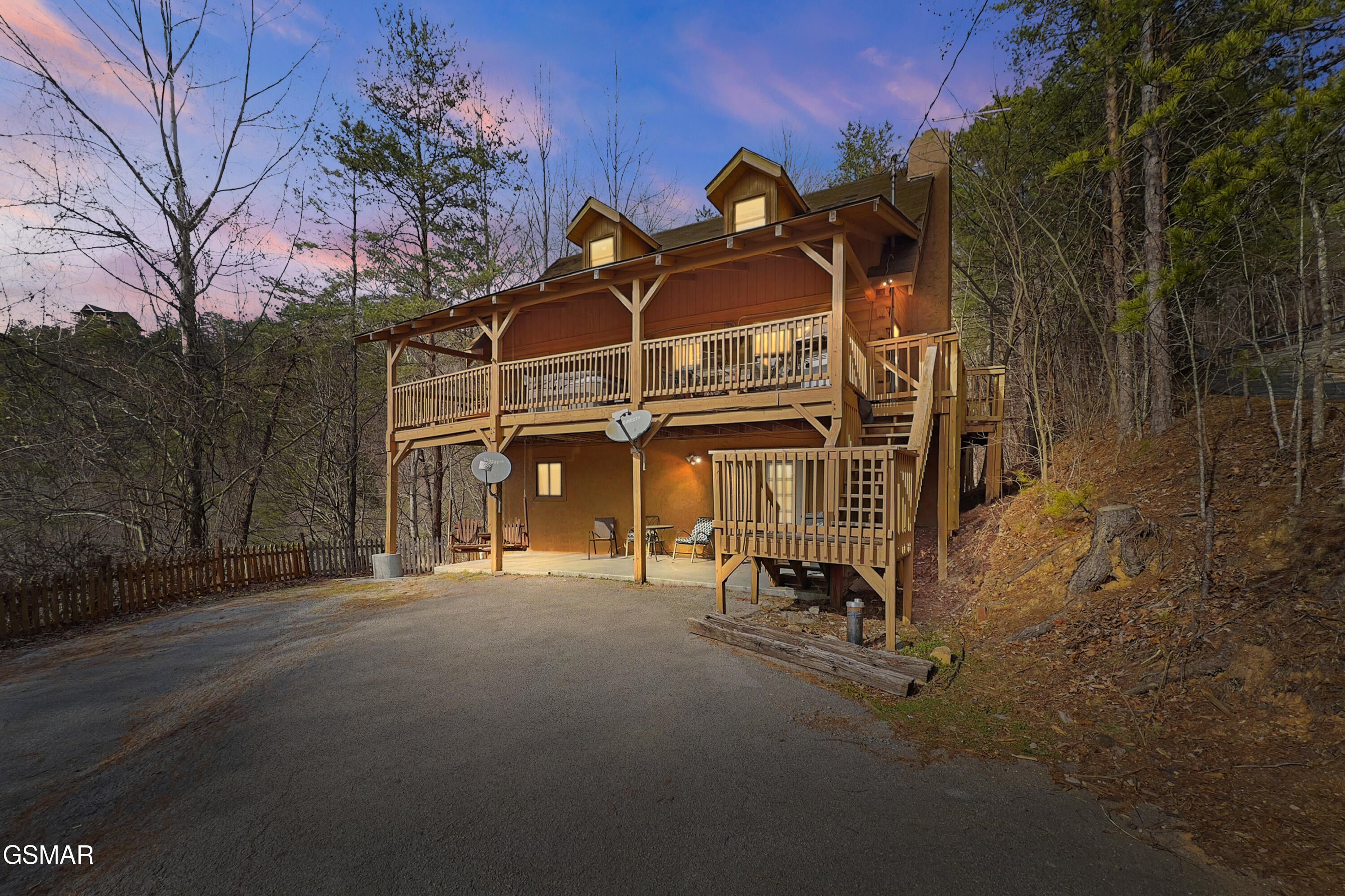 1122 Eagle Pointe Way — photo