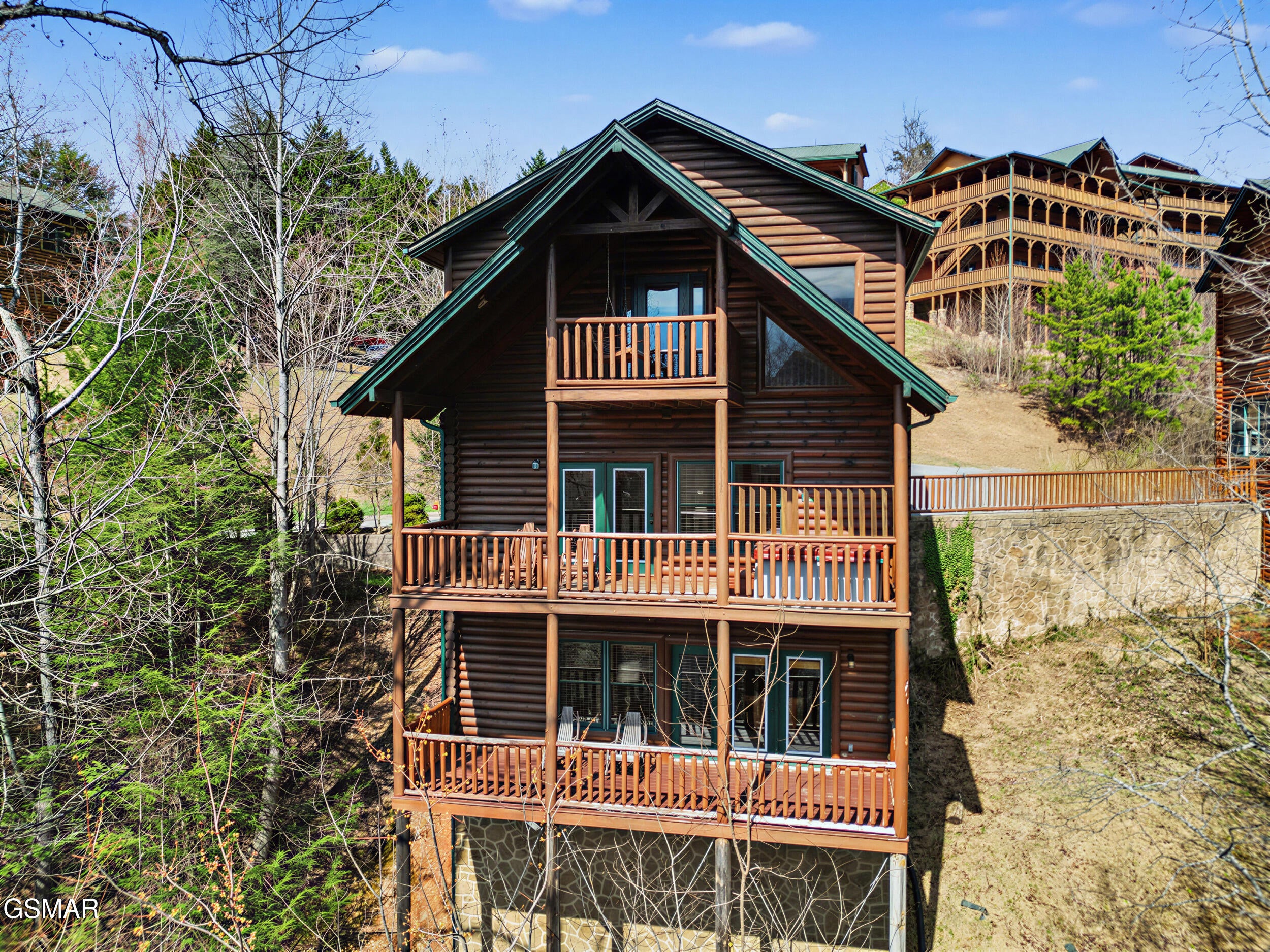 727 Mountain Stream Way — photo