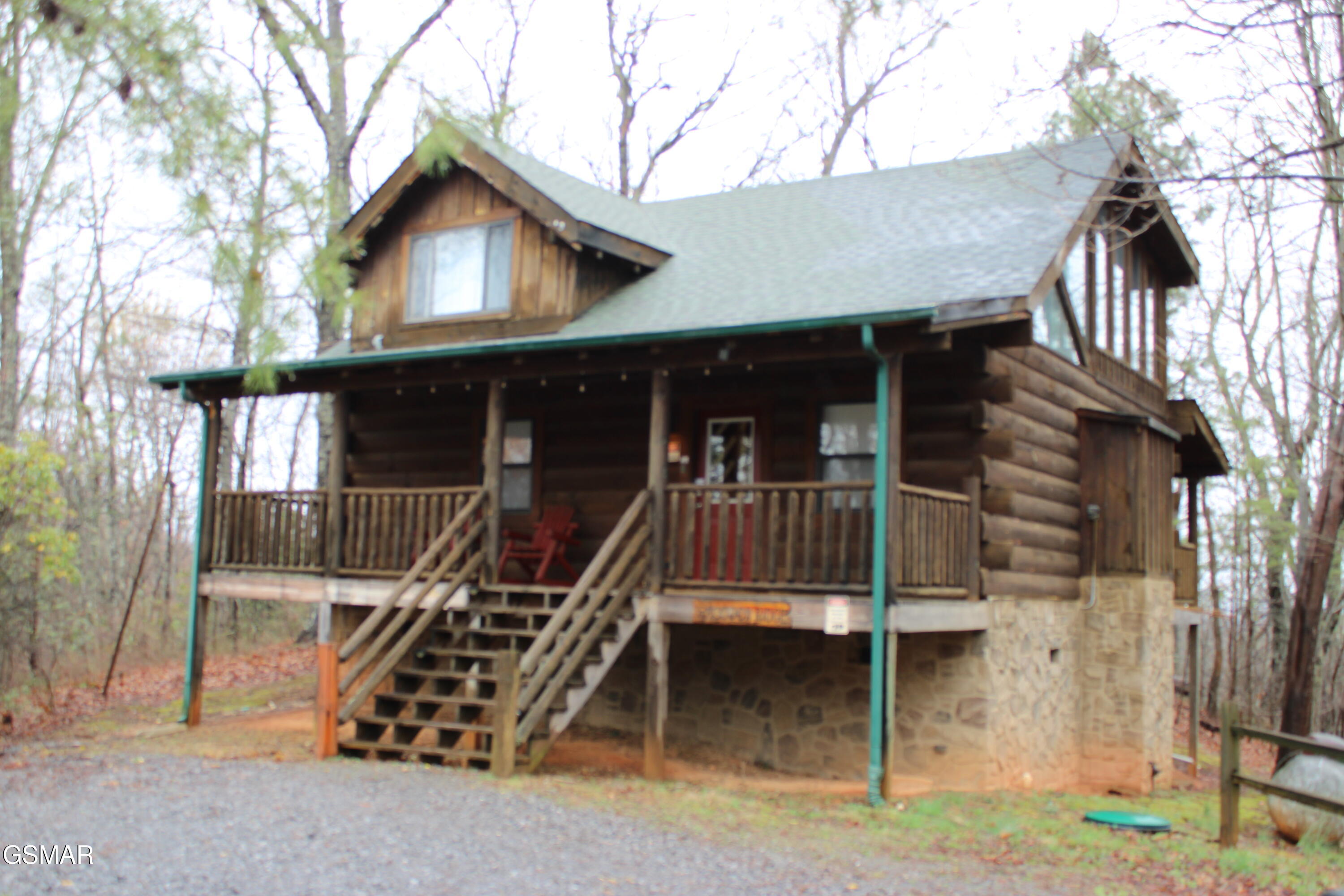2232 E View Drive — photo