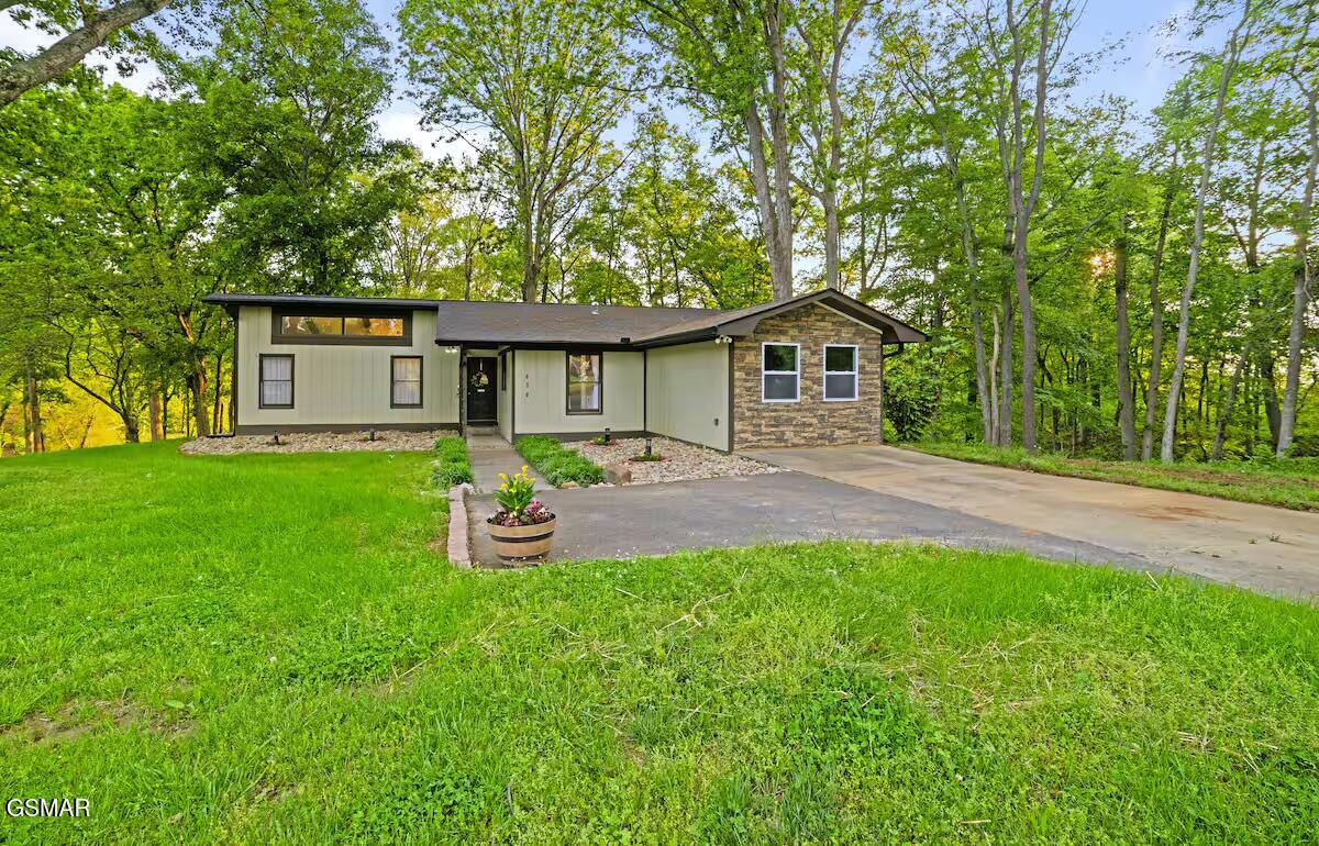630 Ancient Oaks Court — photo