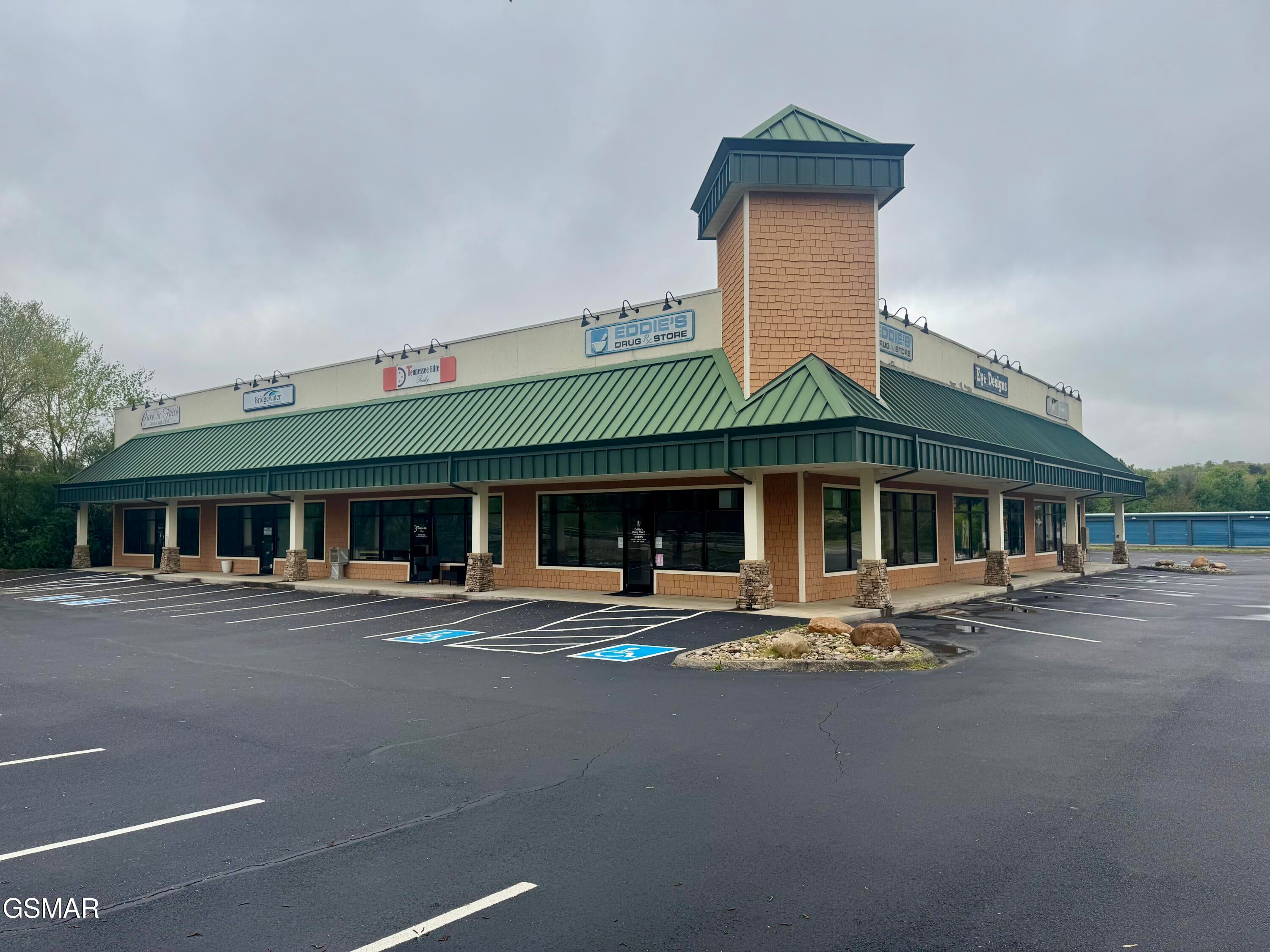 1240 Fox Meadows Boulevard 6 — photo