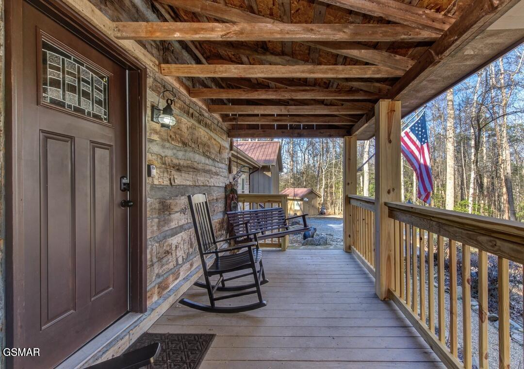 125 Cricket Hollow Way — photo