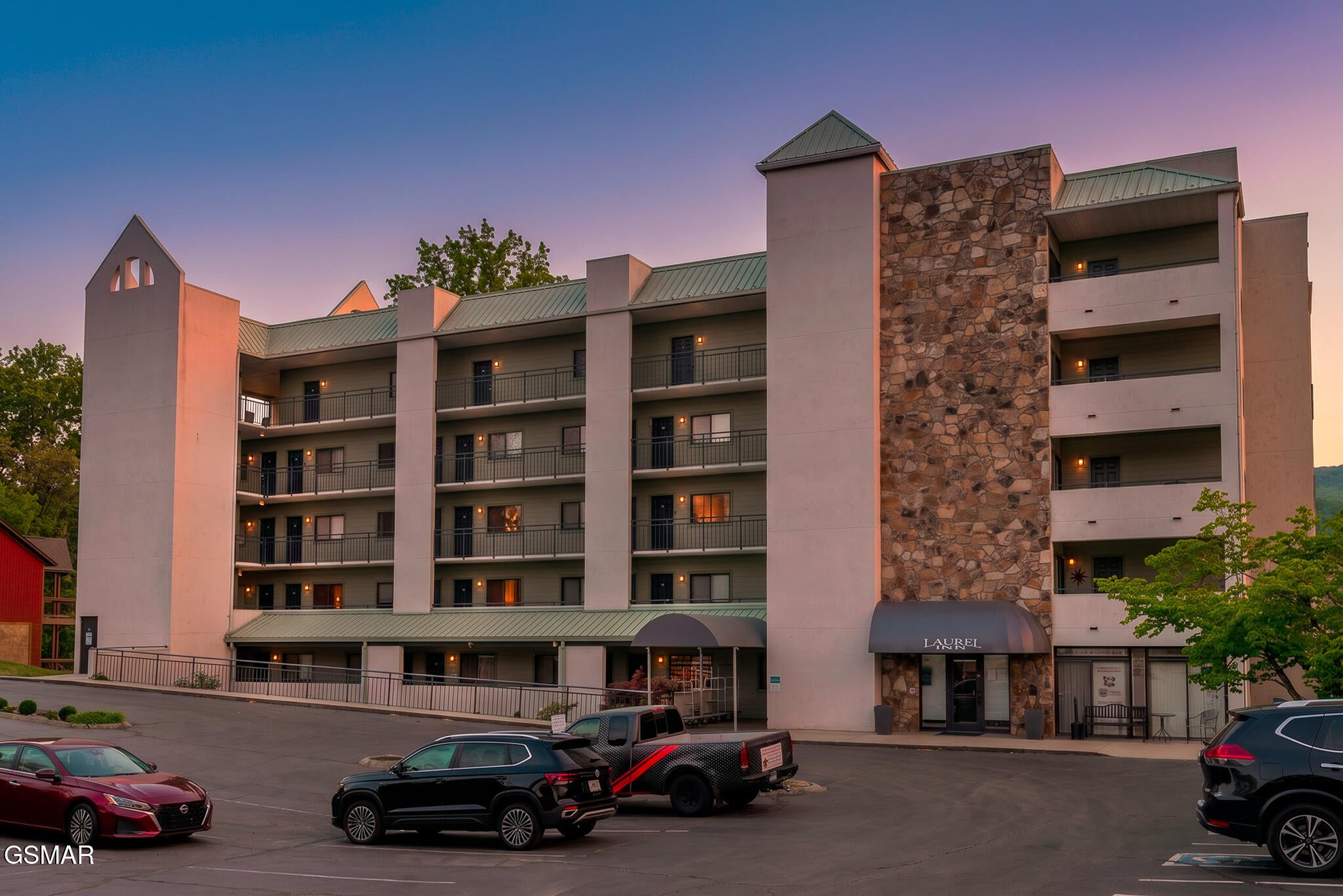 354 E Holly Ridge Road Unit 401 — photo