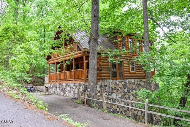 1428 Indian Court — photo