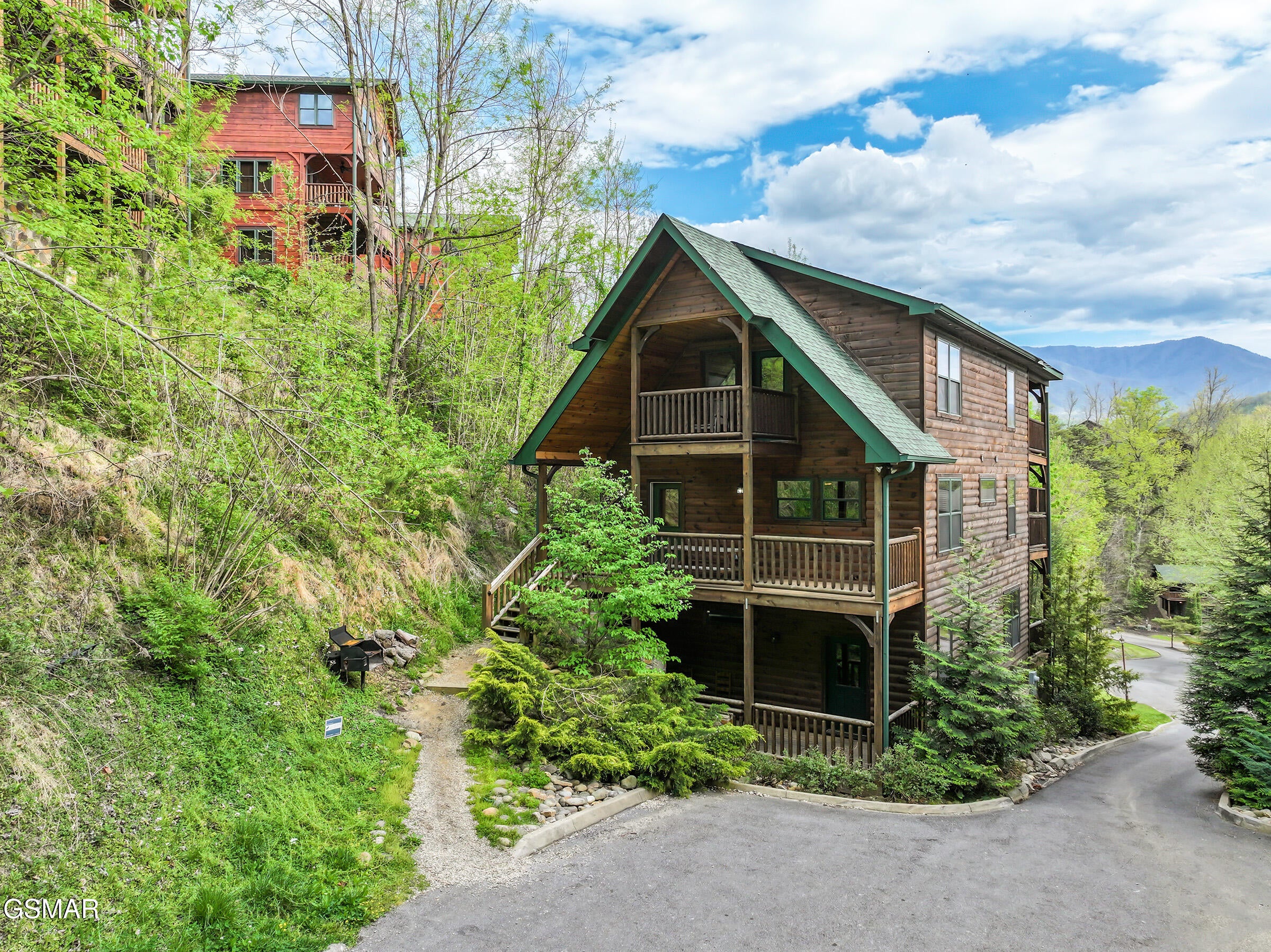 714 Mountain Stream Way 17 — photo