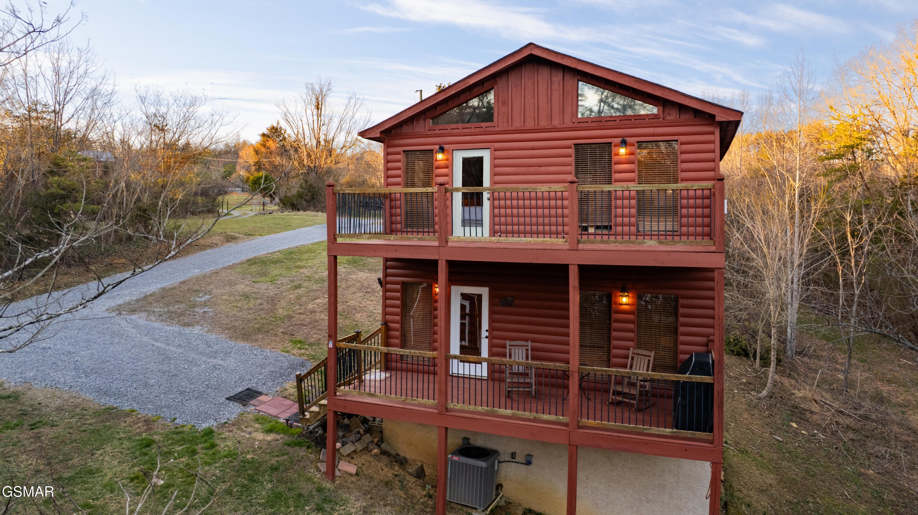 1220 Sugar Loaf Road — photo