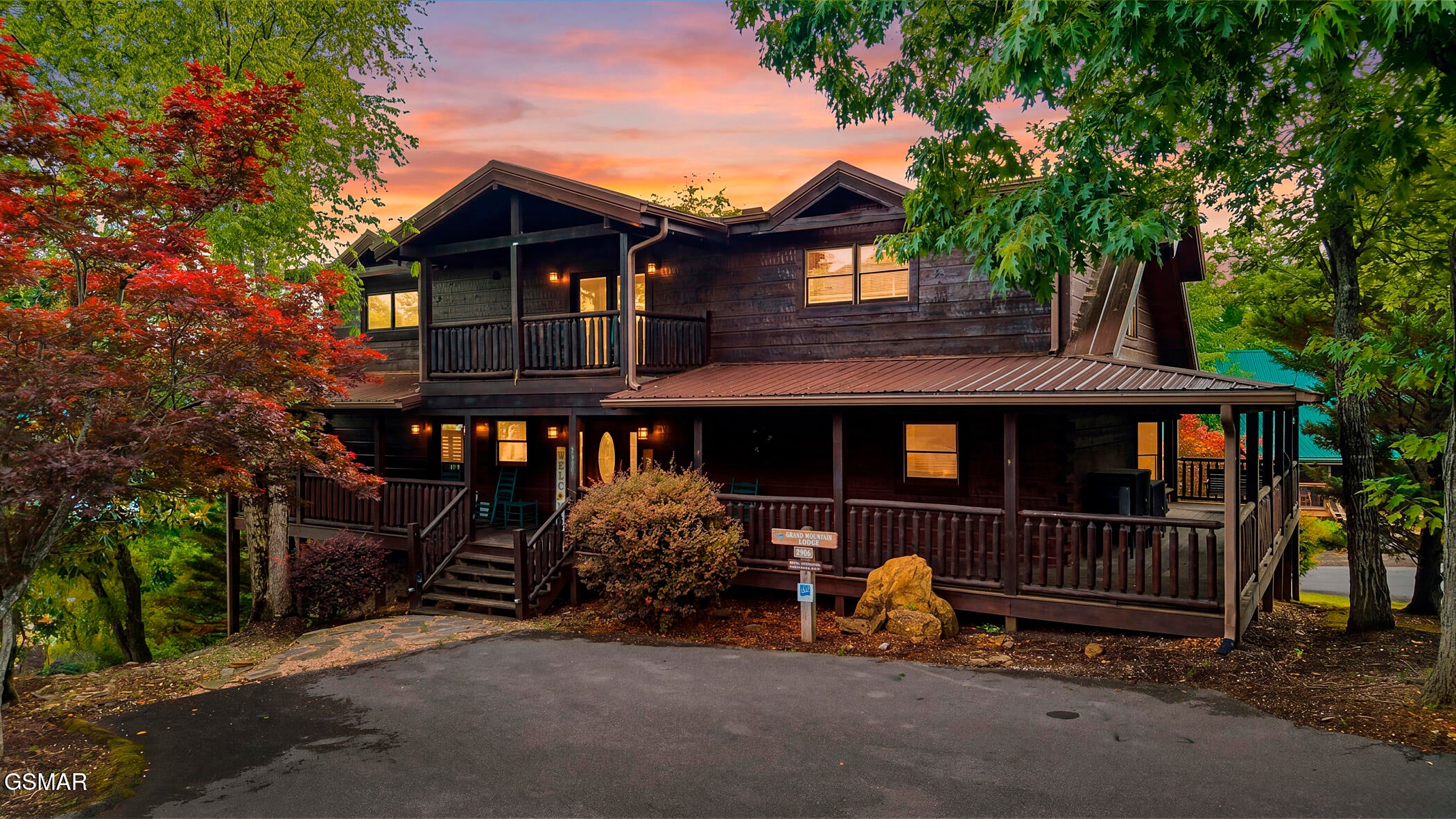 2906 Quiet Oak Way — photo