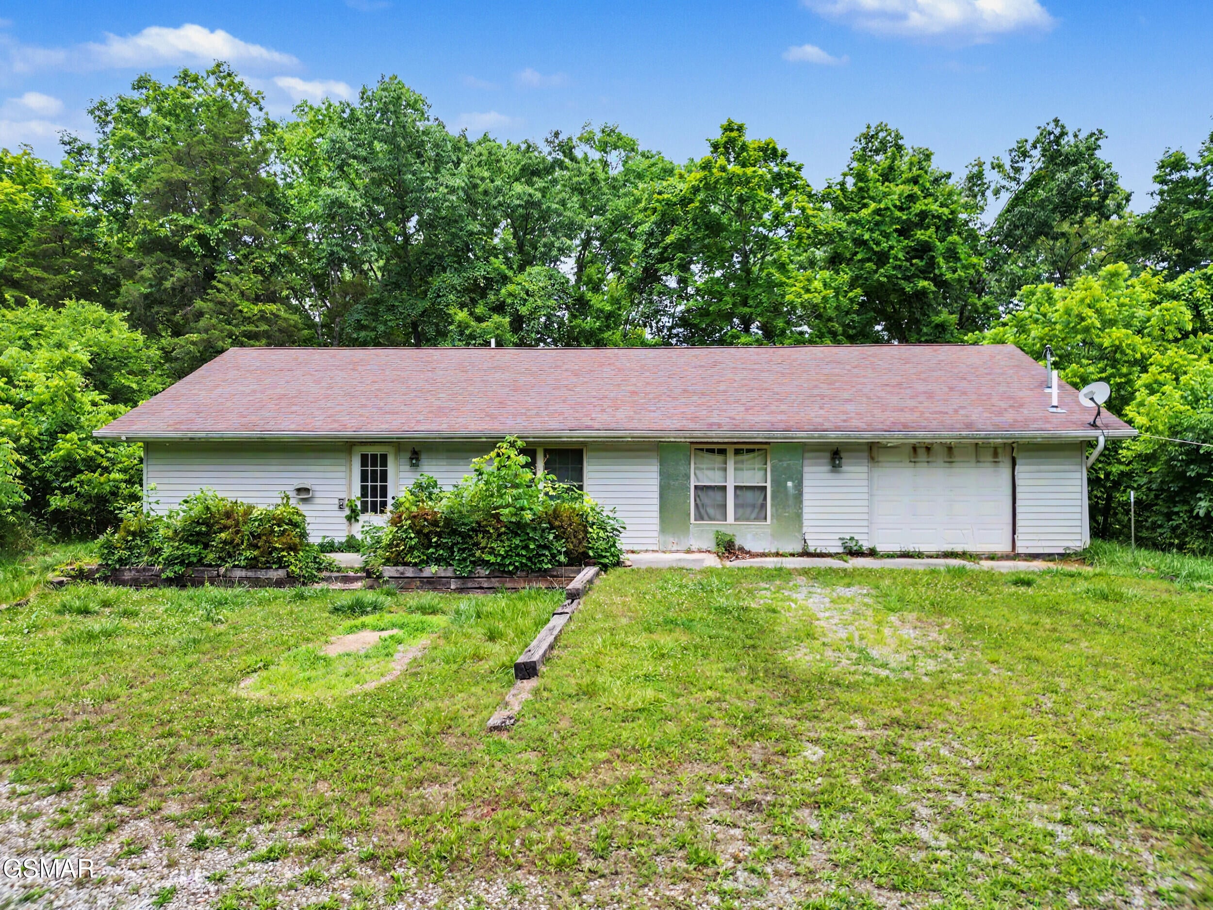 1717 Elkins Road — photo