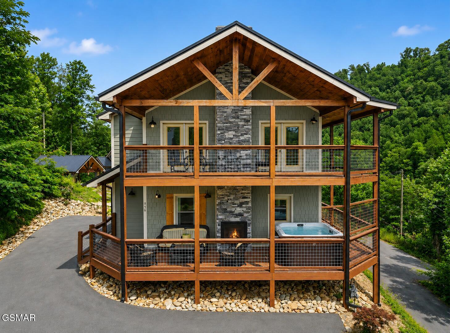 856 Crest View Drive — photo