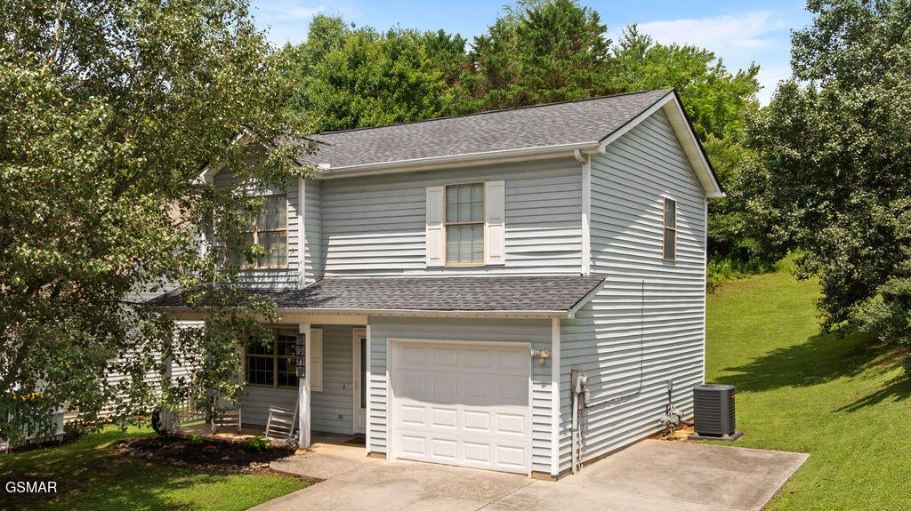 3709 Holgate Lane — photo