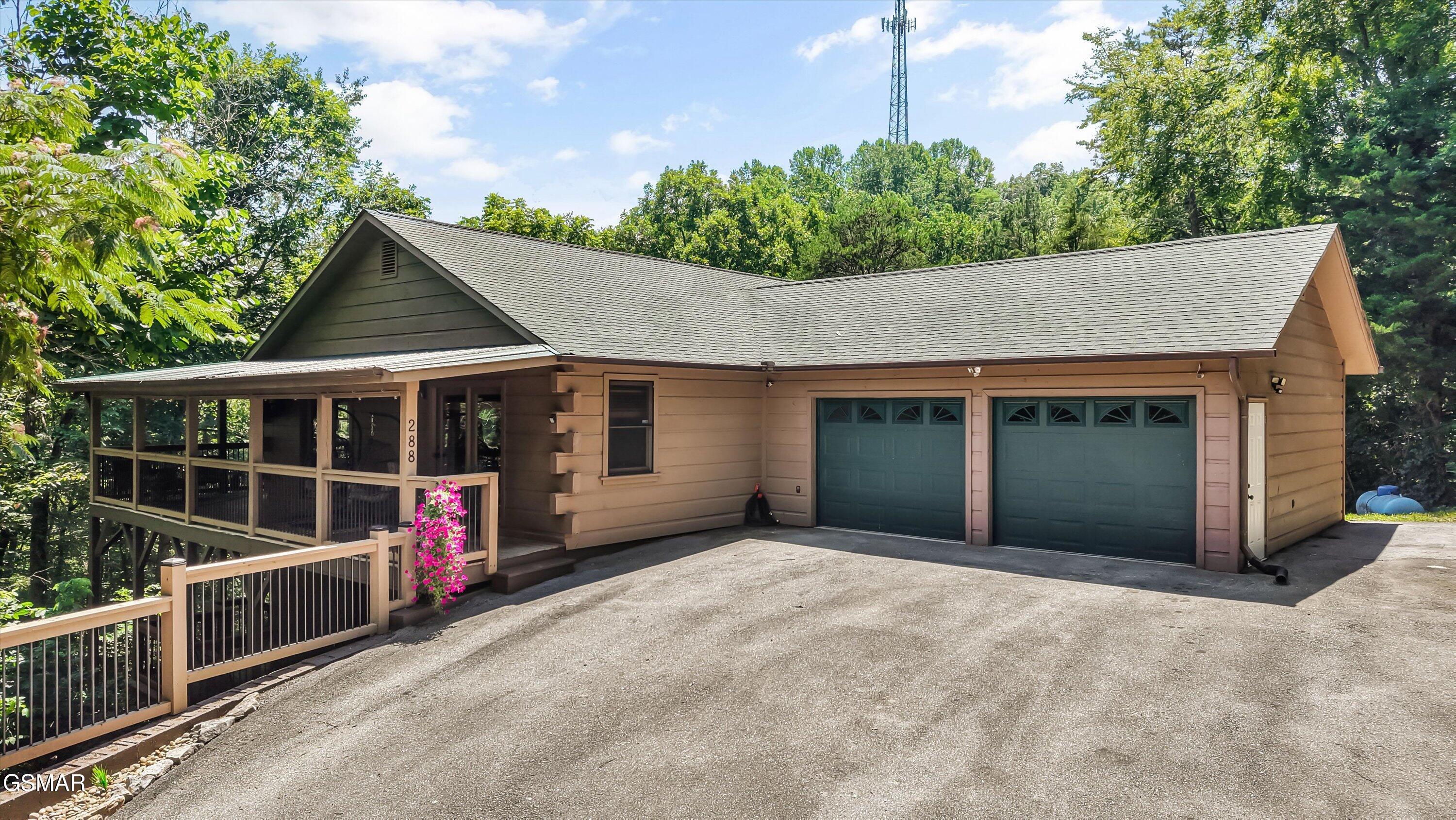 288 Panther Creek Road — photo