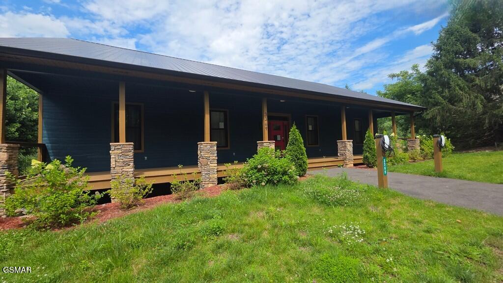 3369 Robeson Road, Sevierville, TN 37862