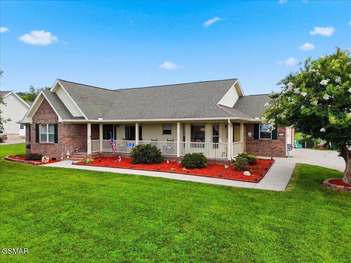 435 Independence Drive — photo
