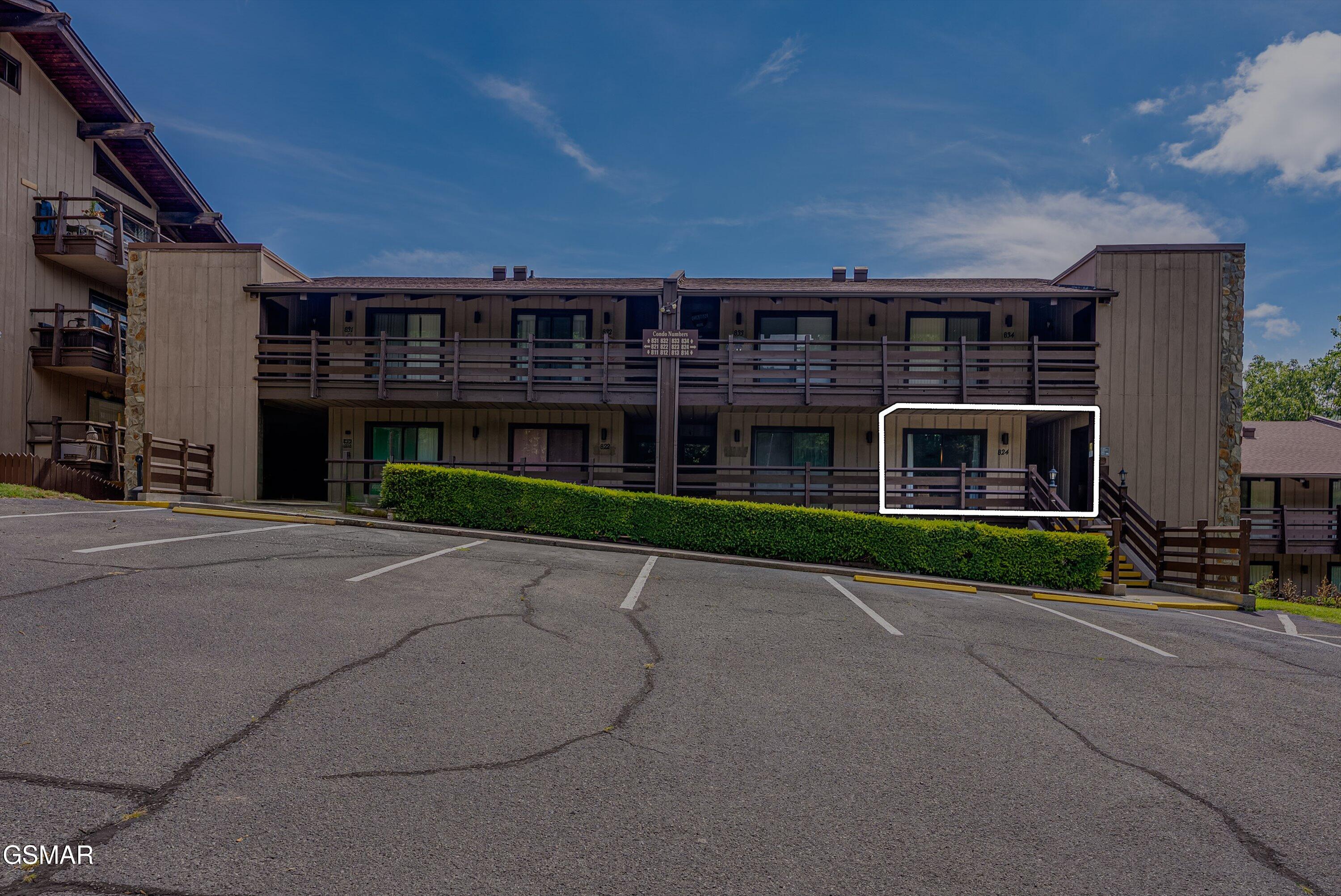 1081 Cove Road 824 — photo