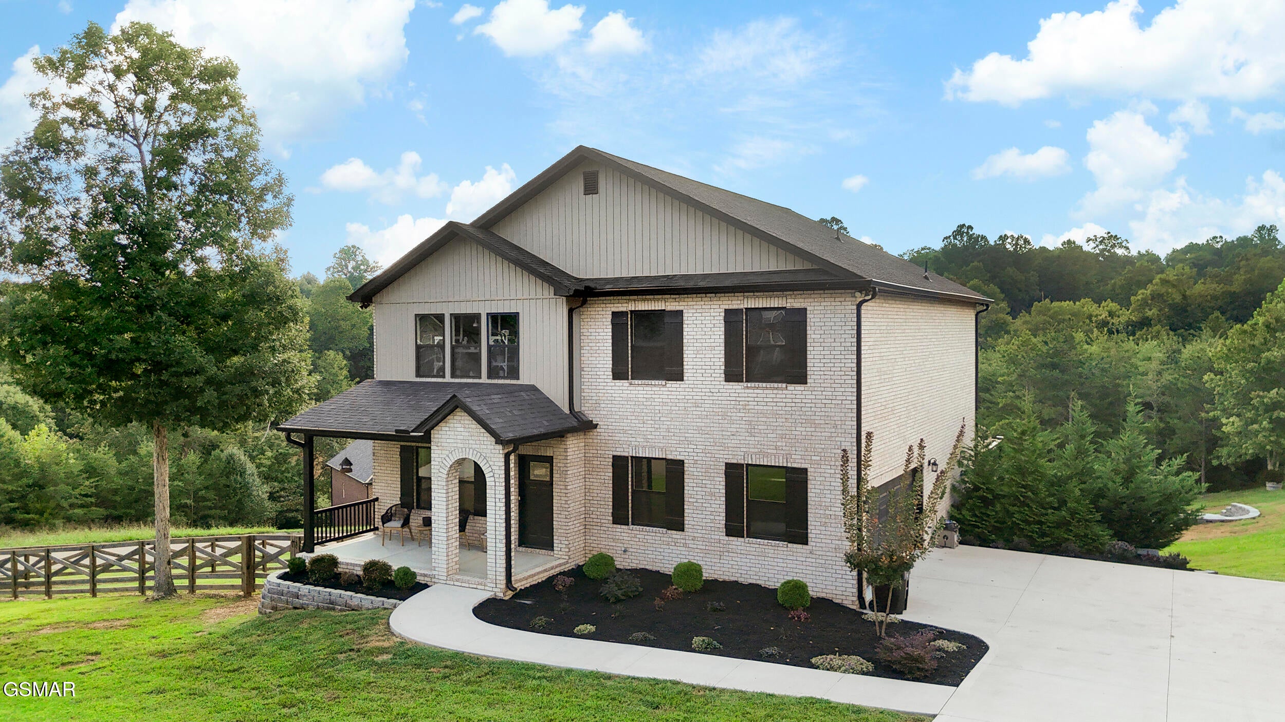1007 Crown Ridge Lane — photo