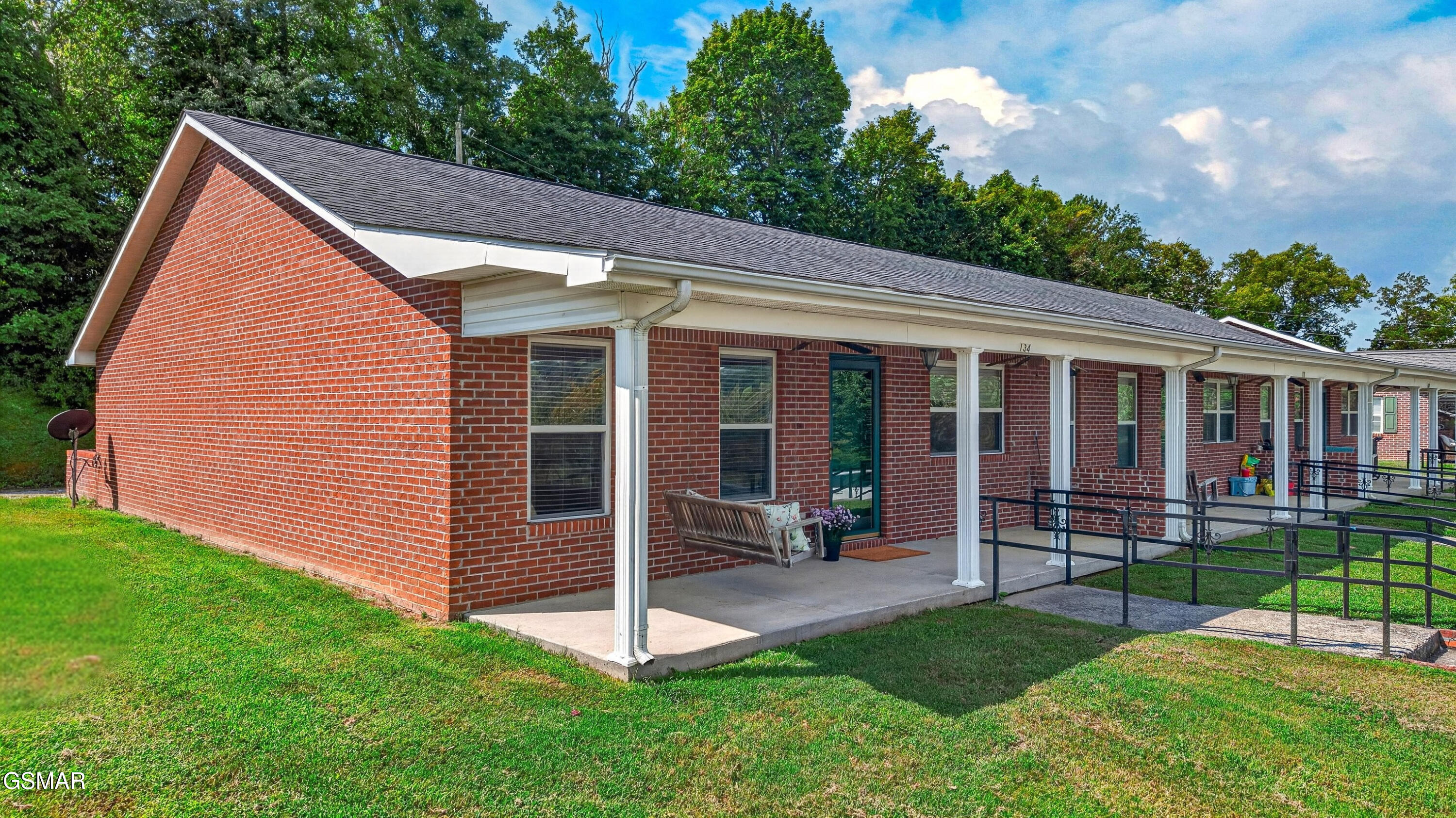 134 Hackberry Way — photo