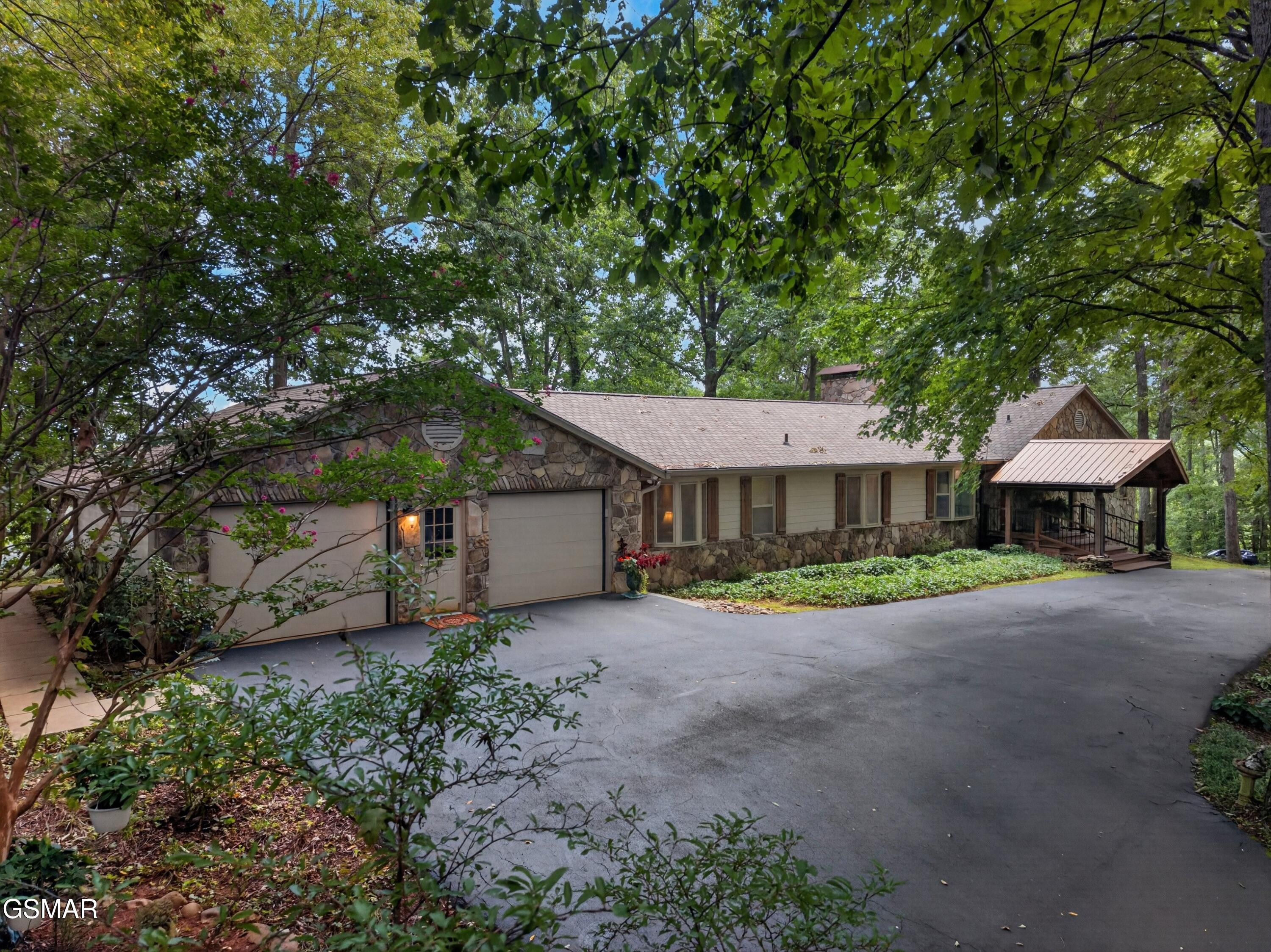 1290 Hickory Hills Road — photo