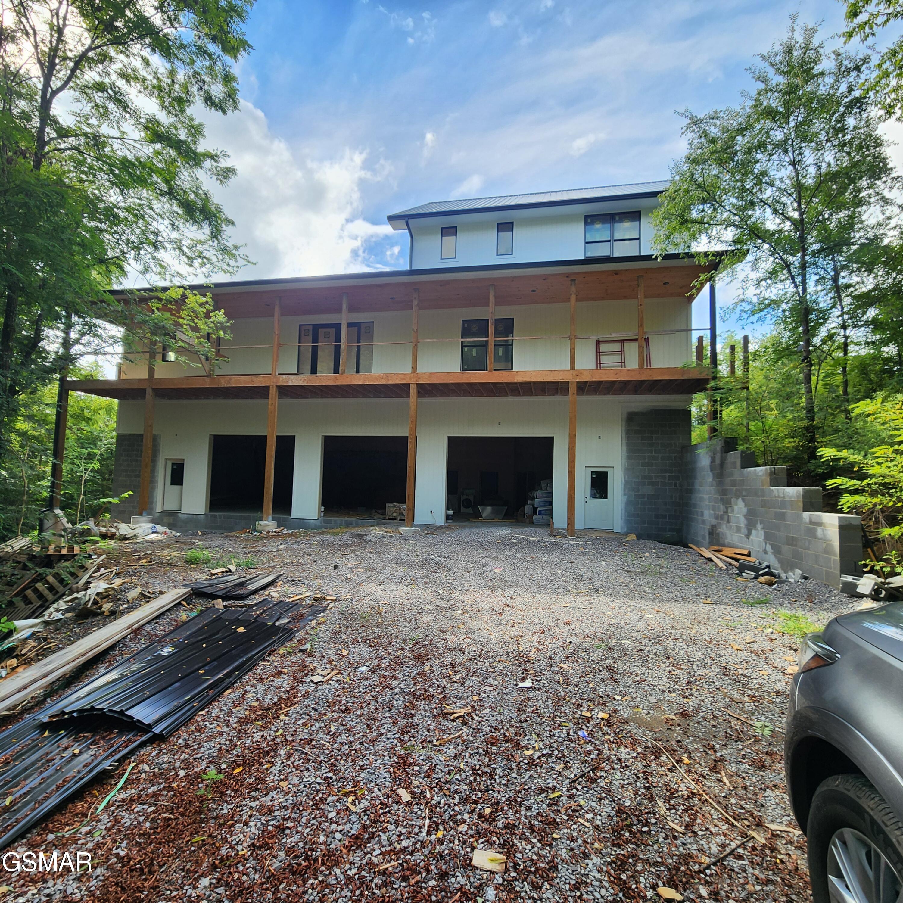 815 Penelope Lane — photo