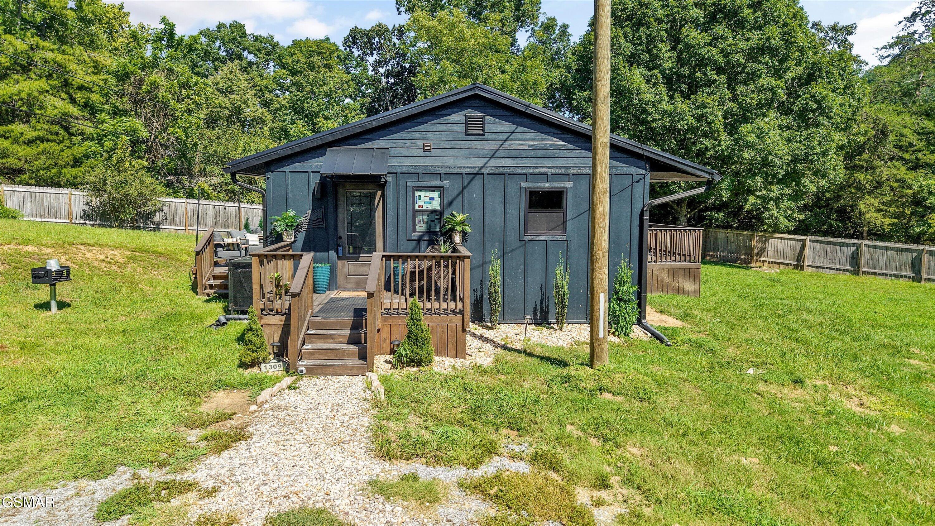 1309 Mortar Road — photo