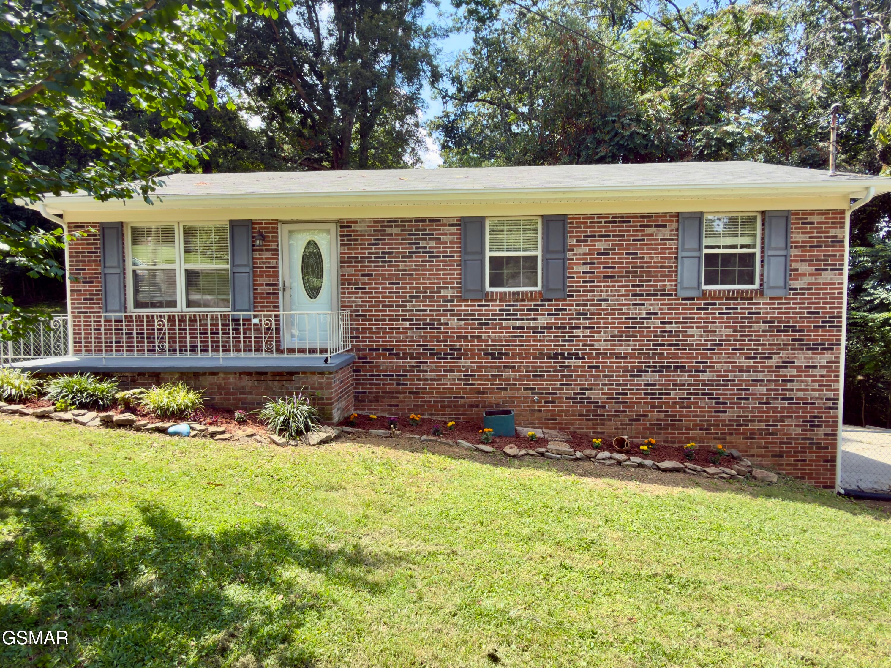 536 Valley View Drive — photo