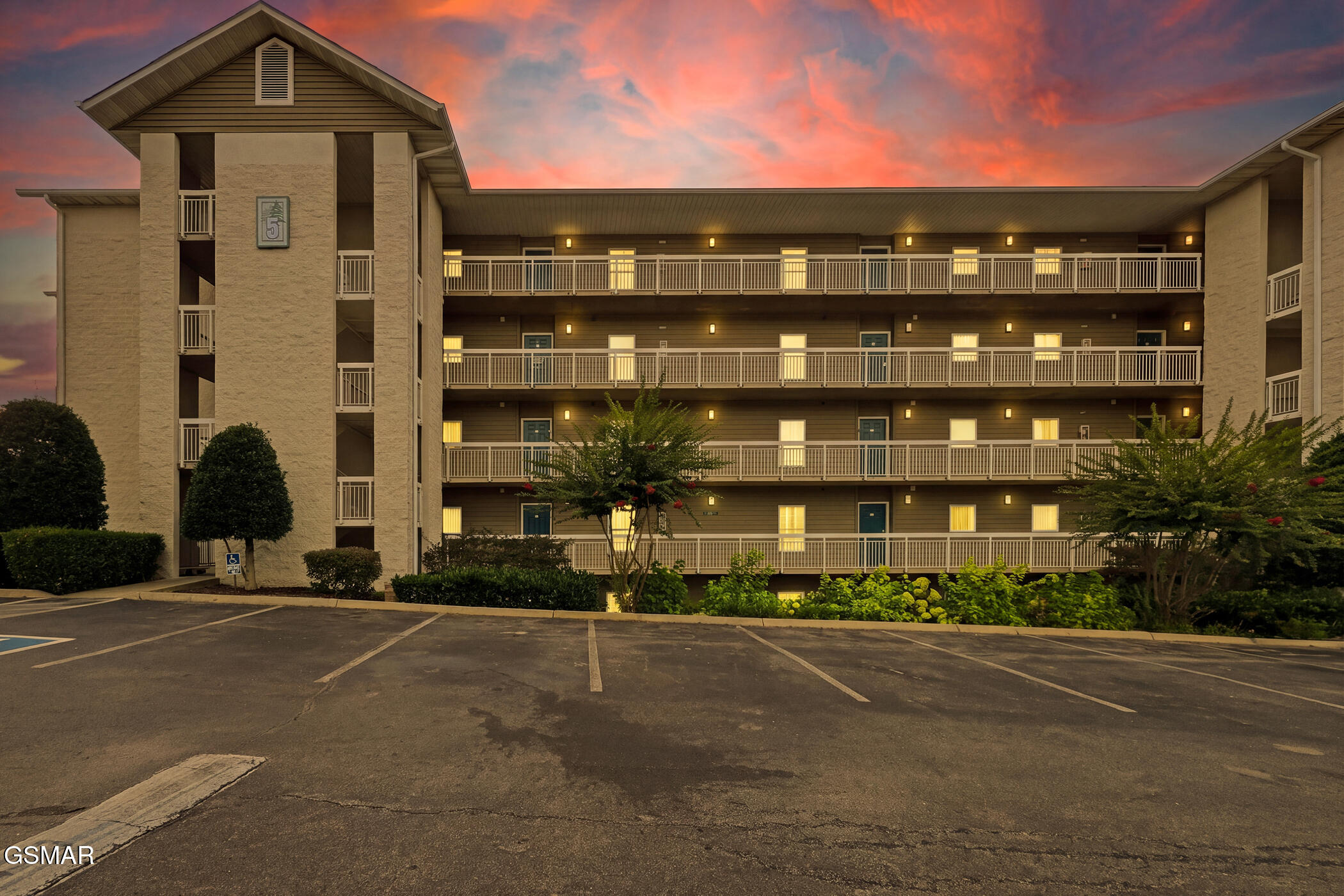 205 Ogle Drive Unit 552 — photo