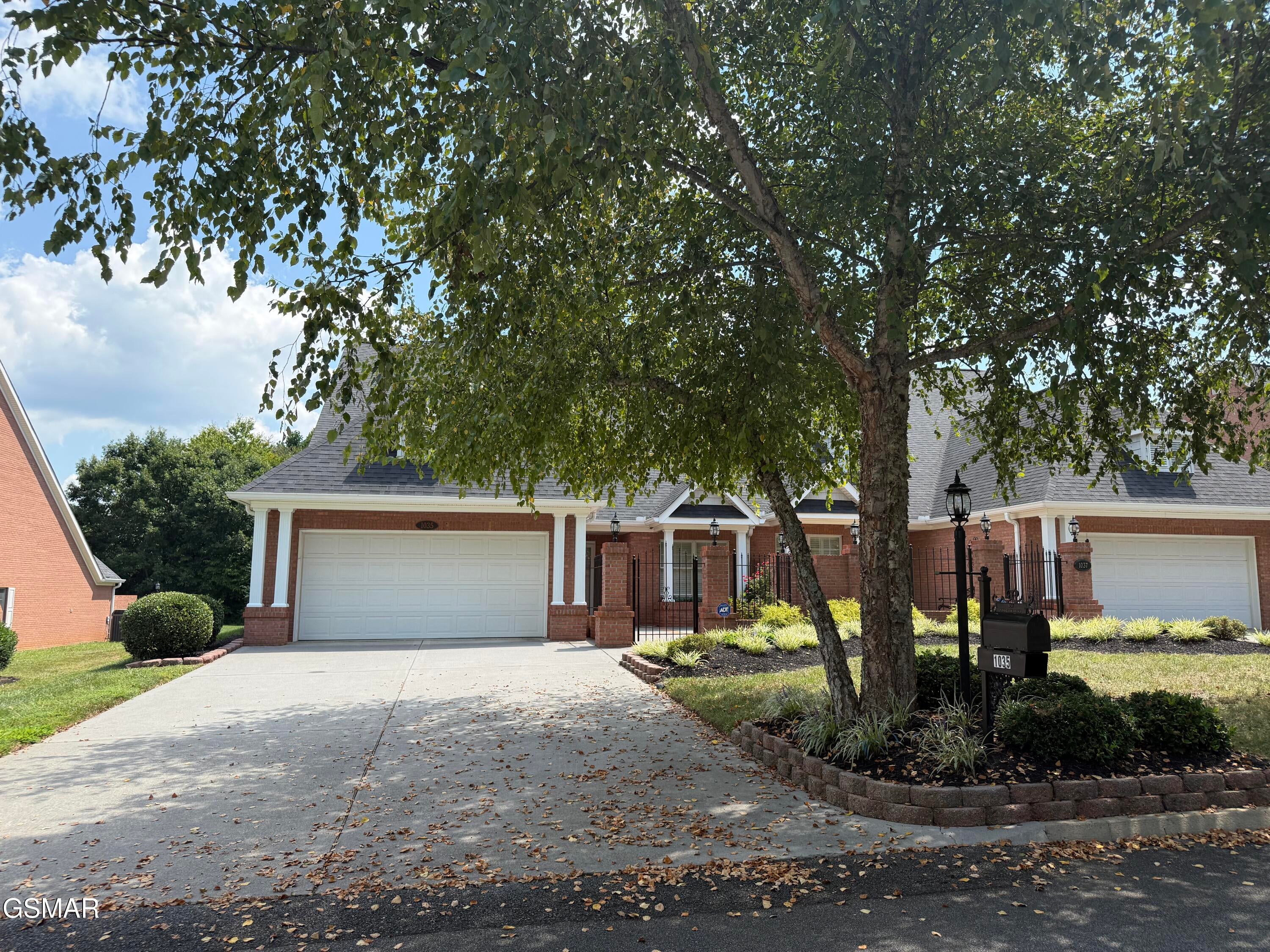 1035 Fine Glen Drive — photo