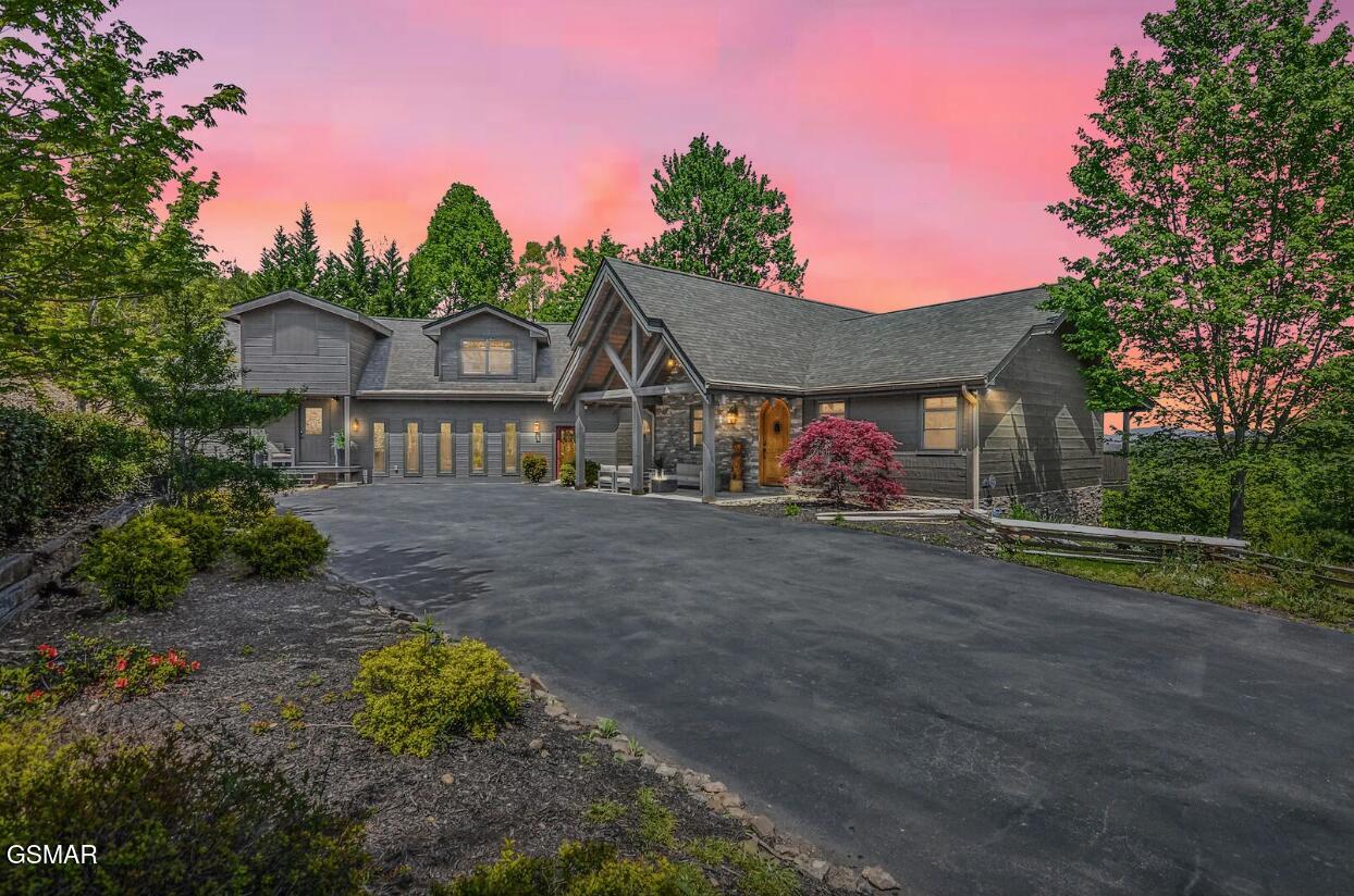 2837 Cedar Falls Way — photo