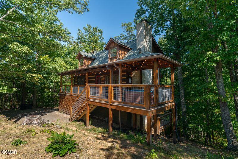 1126 E Foothills Drive — photo