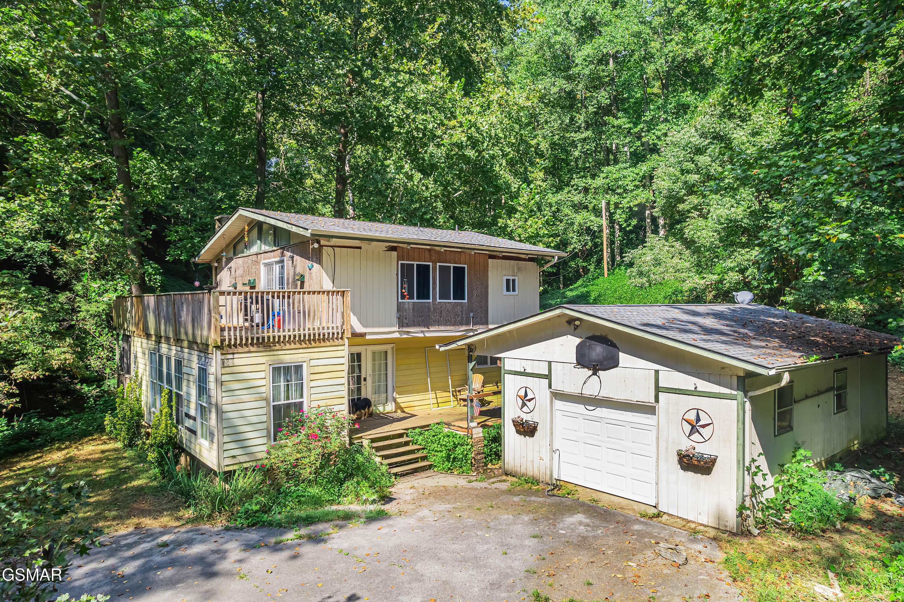 3176 N Clear Fork Road — photo