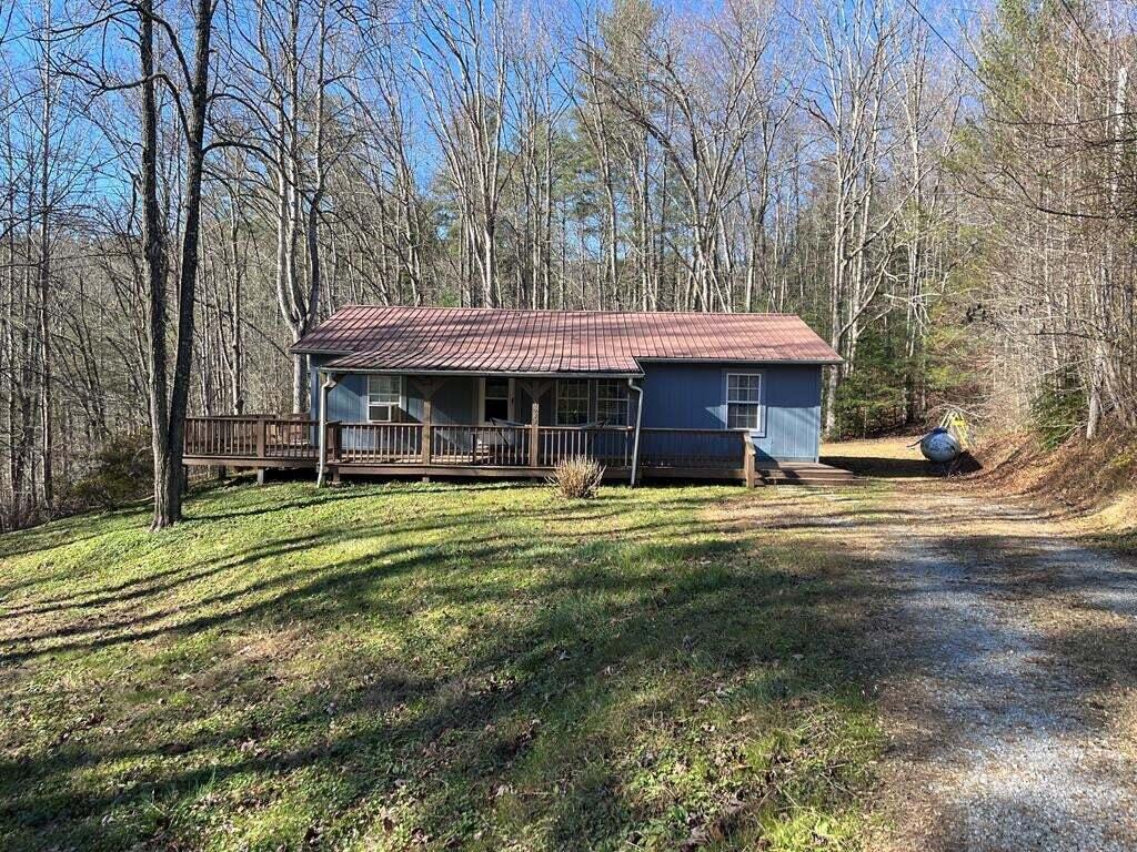 4583 Haire Road — photo