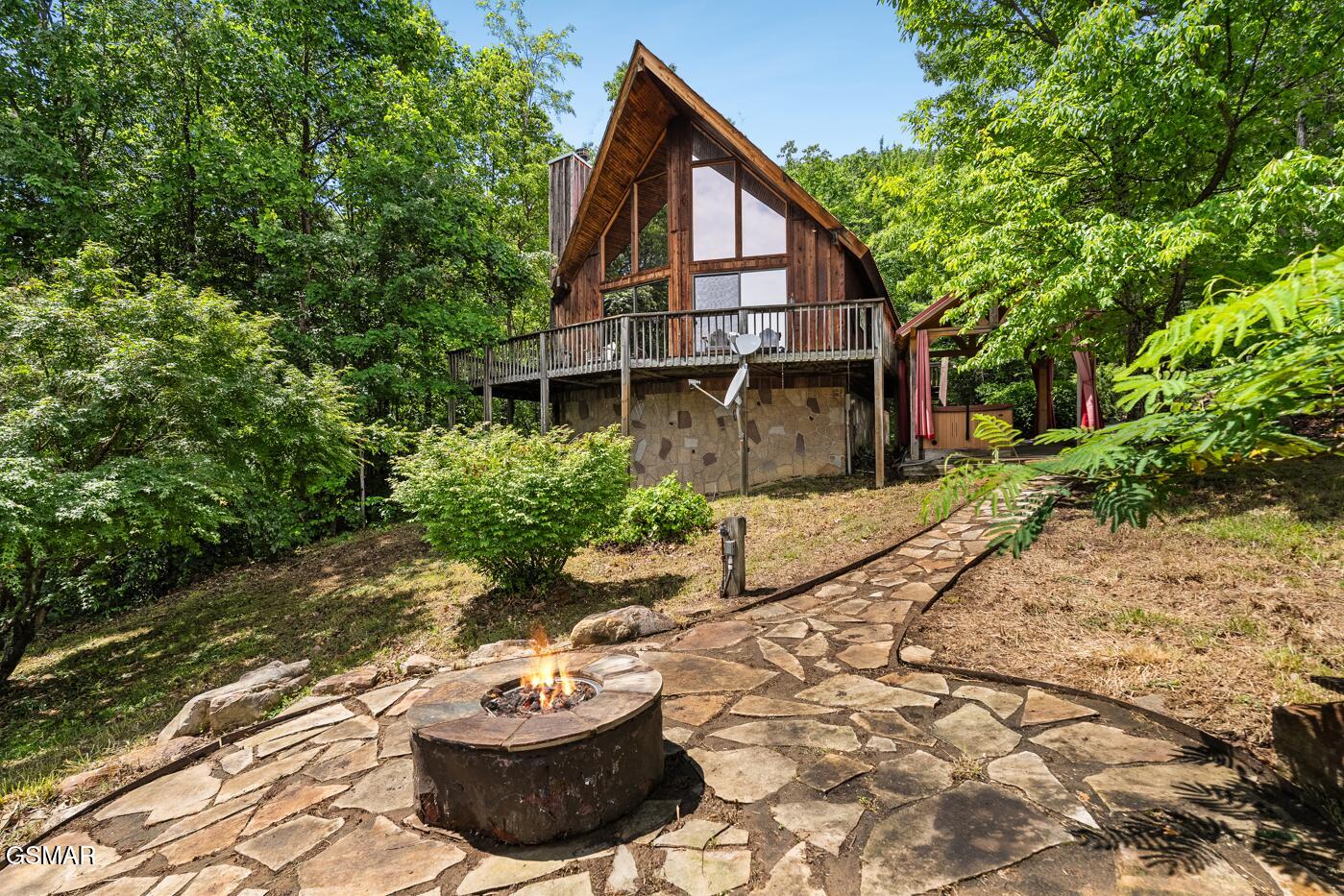 2295 Bluff Mountain Road — photo
