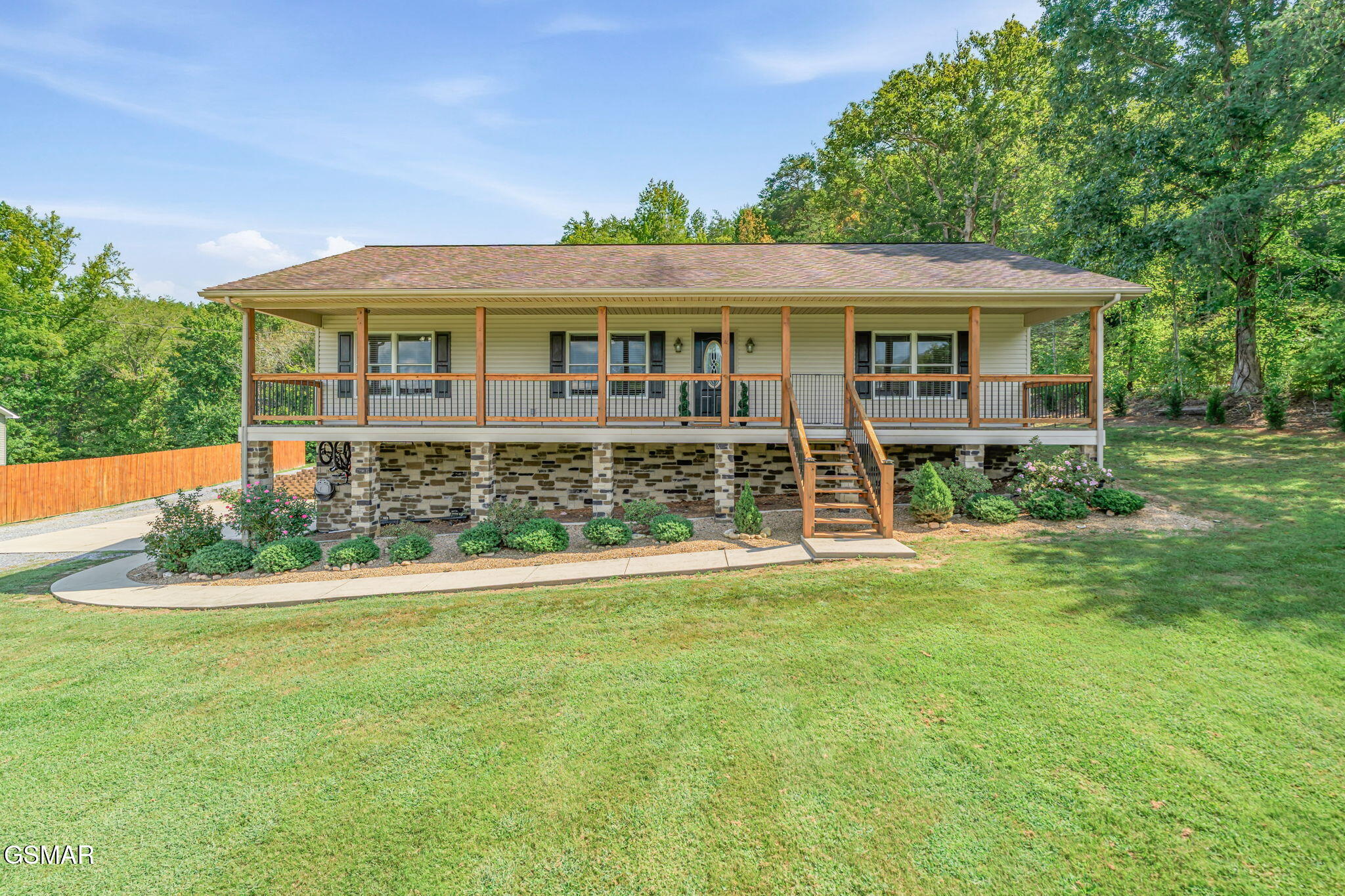 221 Pearl Meadows Way — photo
