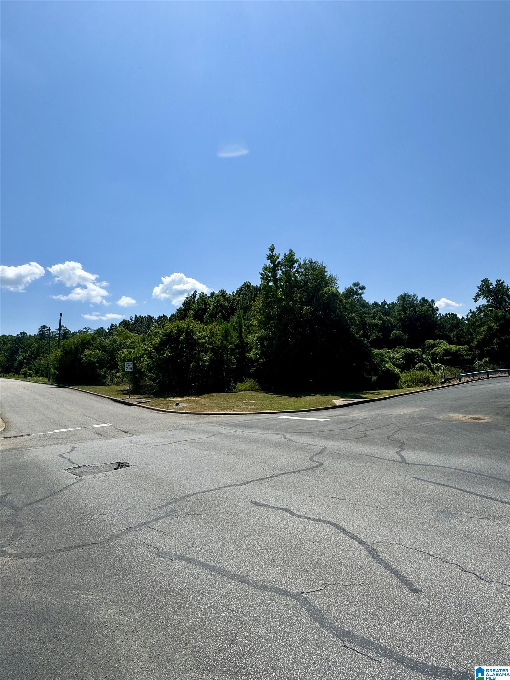 6336 Farley Lane — photo