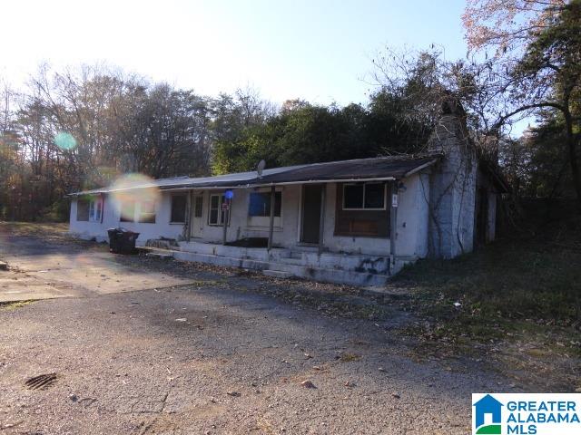 6020 New Castle Road — photo