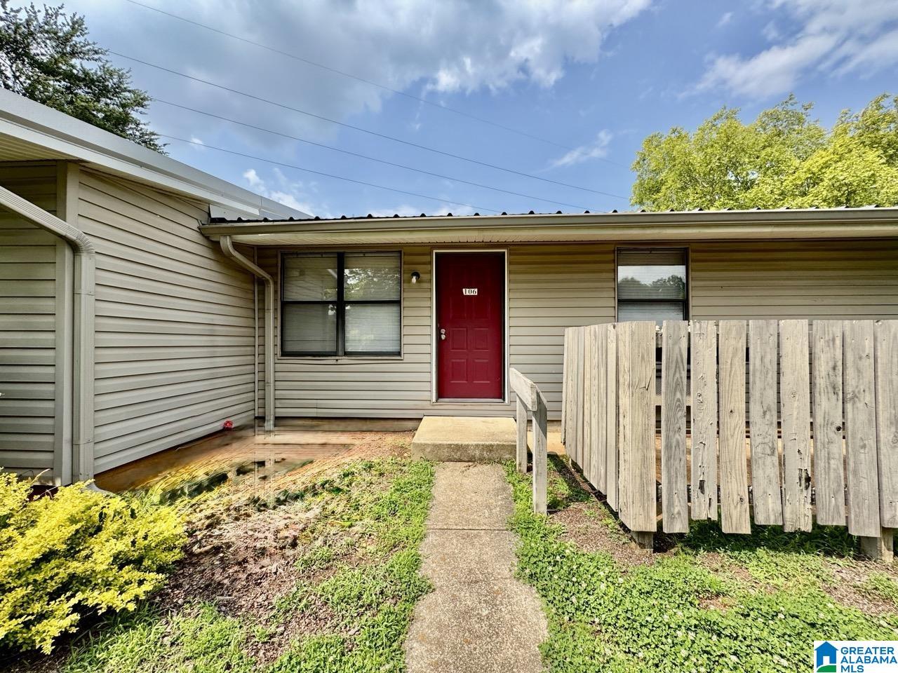 1700 Greenbrier Dear Road — photo