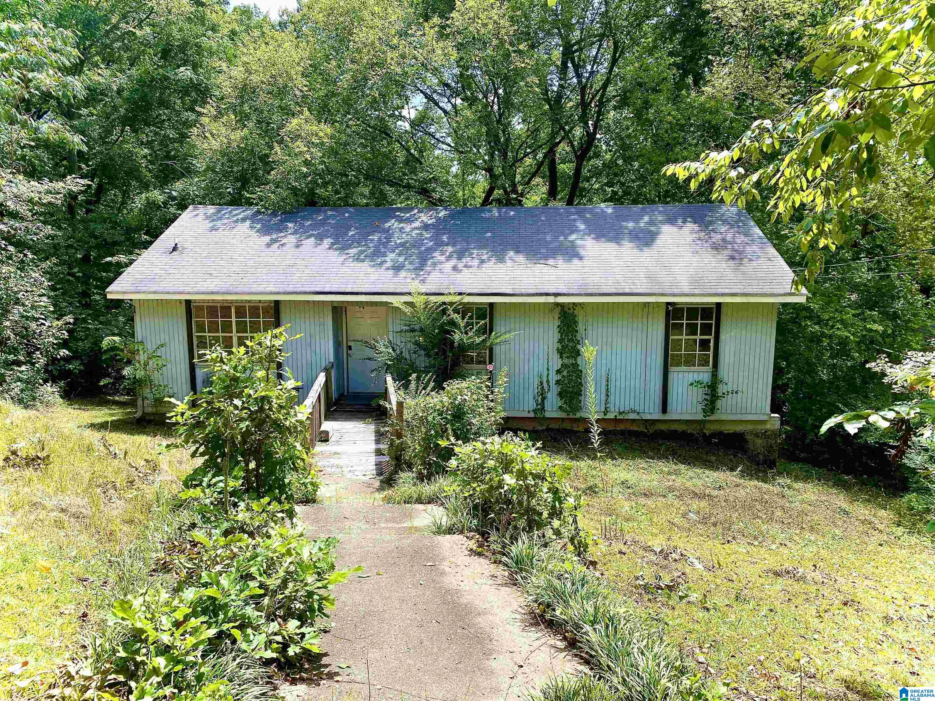 4023 Saint John Way — photo