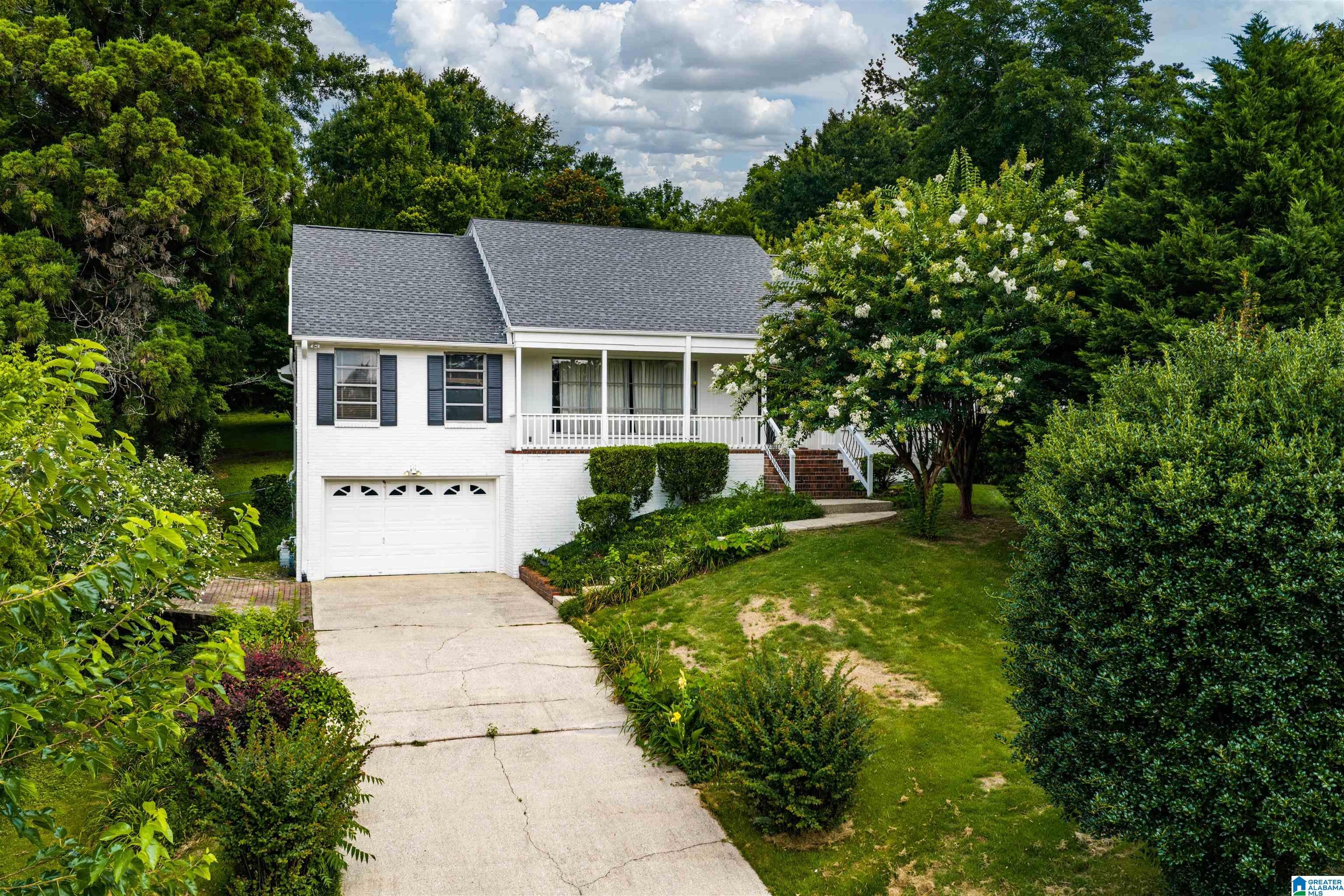 1436 Alford Avenue — photo