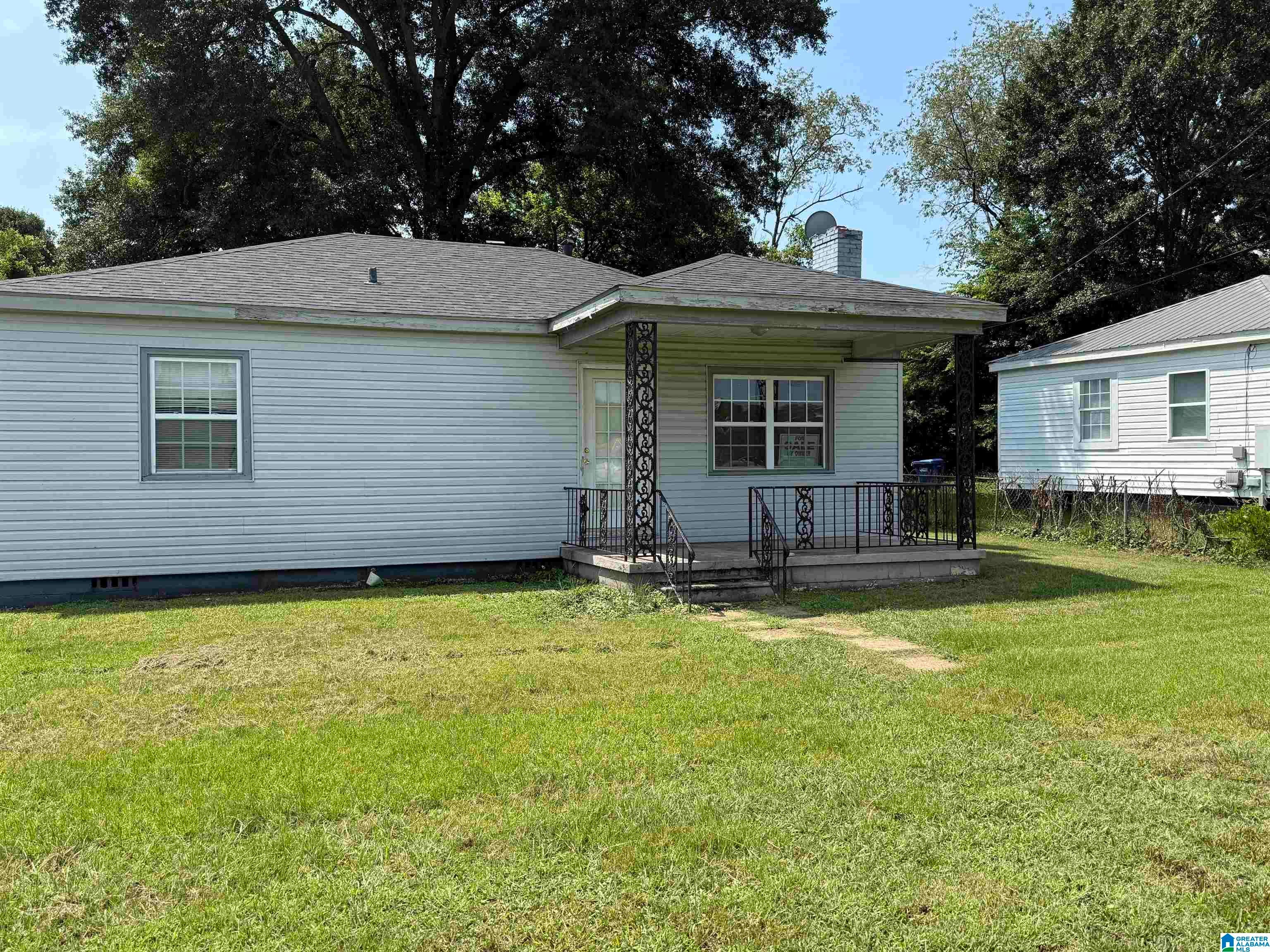 1112 Highway Drive — photo