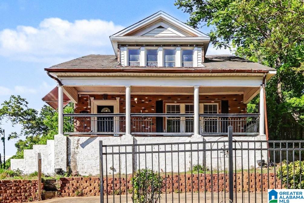 5131 Hillside Drive — photo