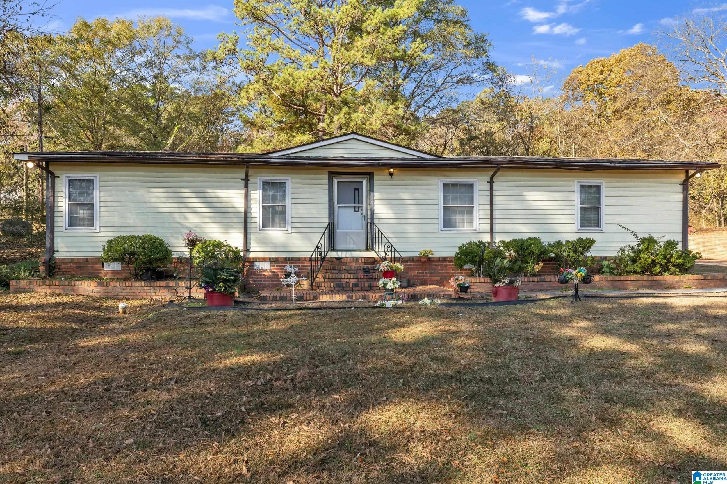1631 Cunningham Drive — photo