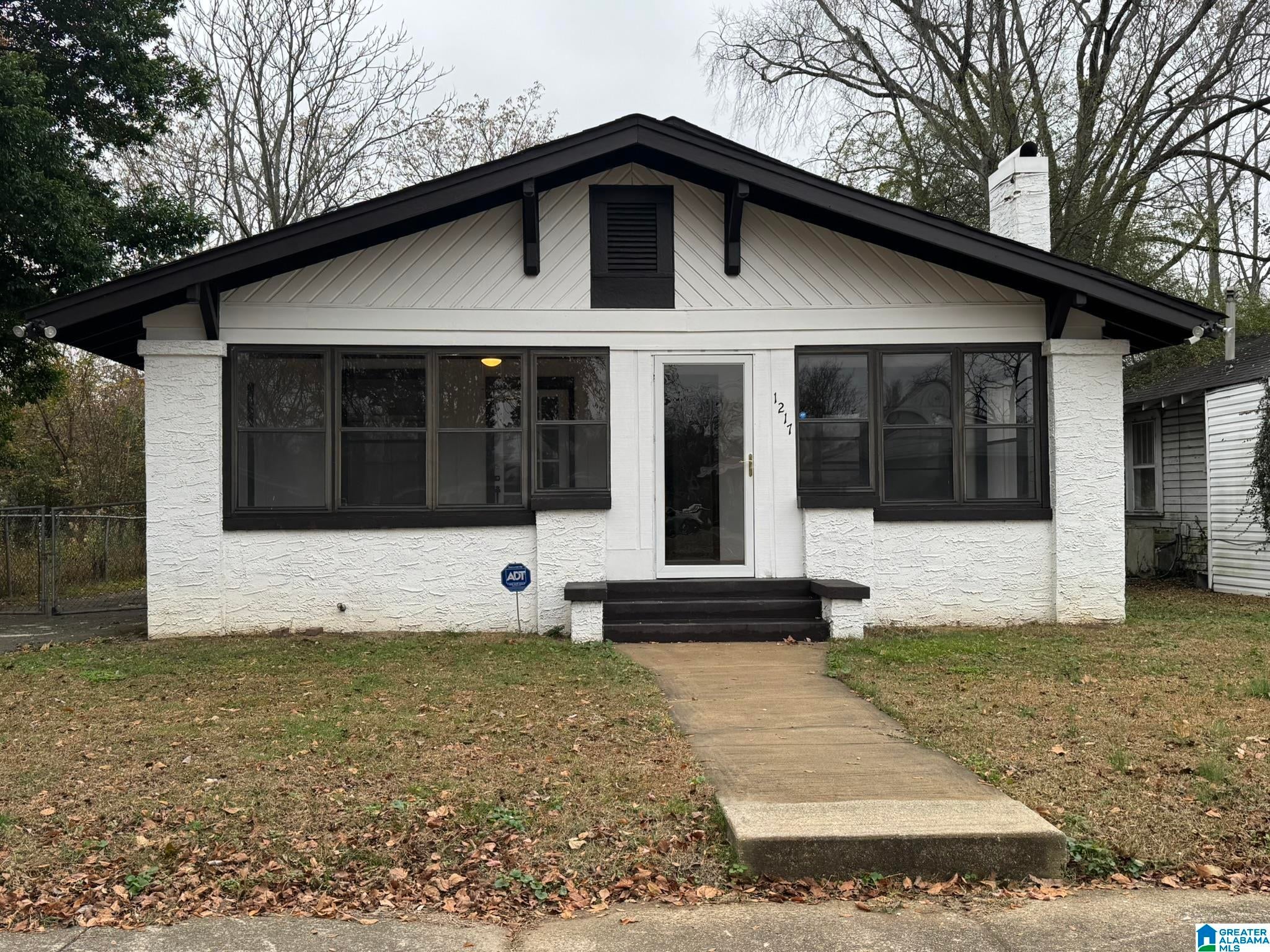 1217 Sloan Avenue — photo