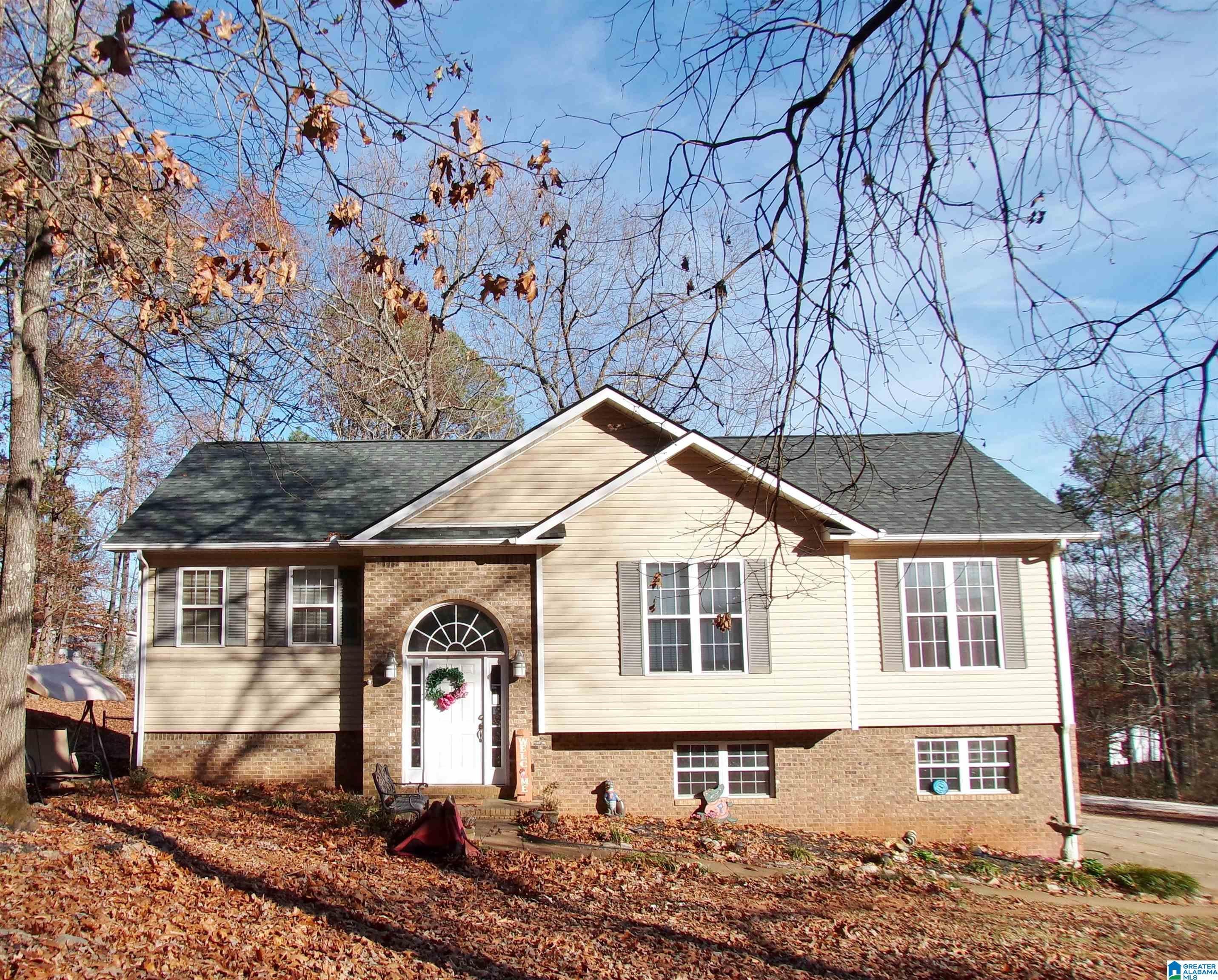 320 Hillside Drive — photo