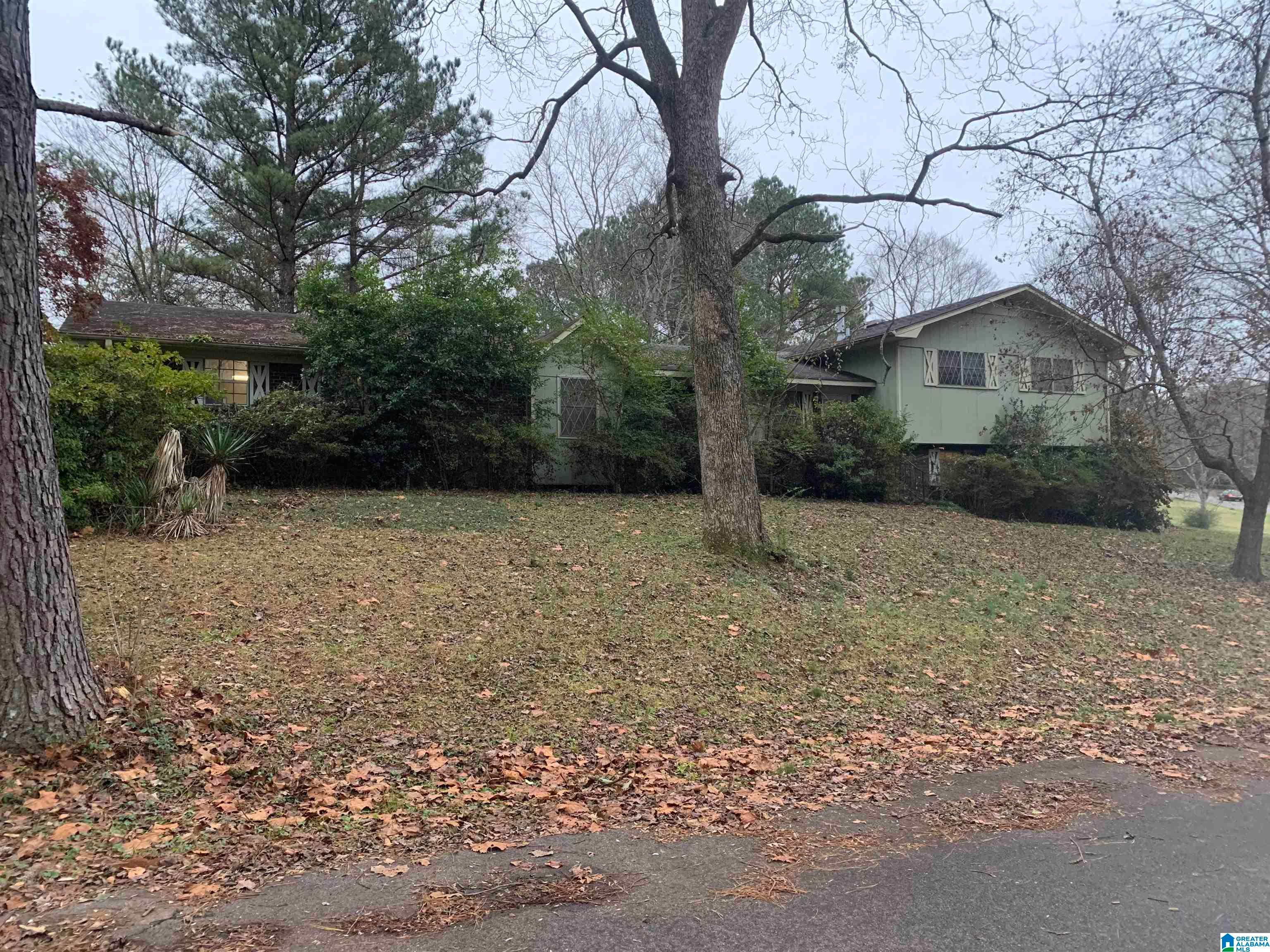 1805 L Drive — photo