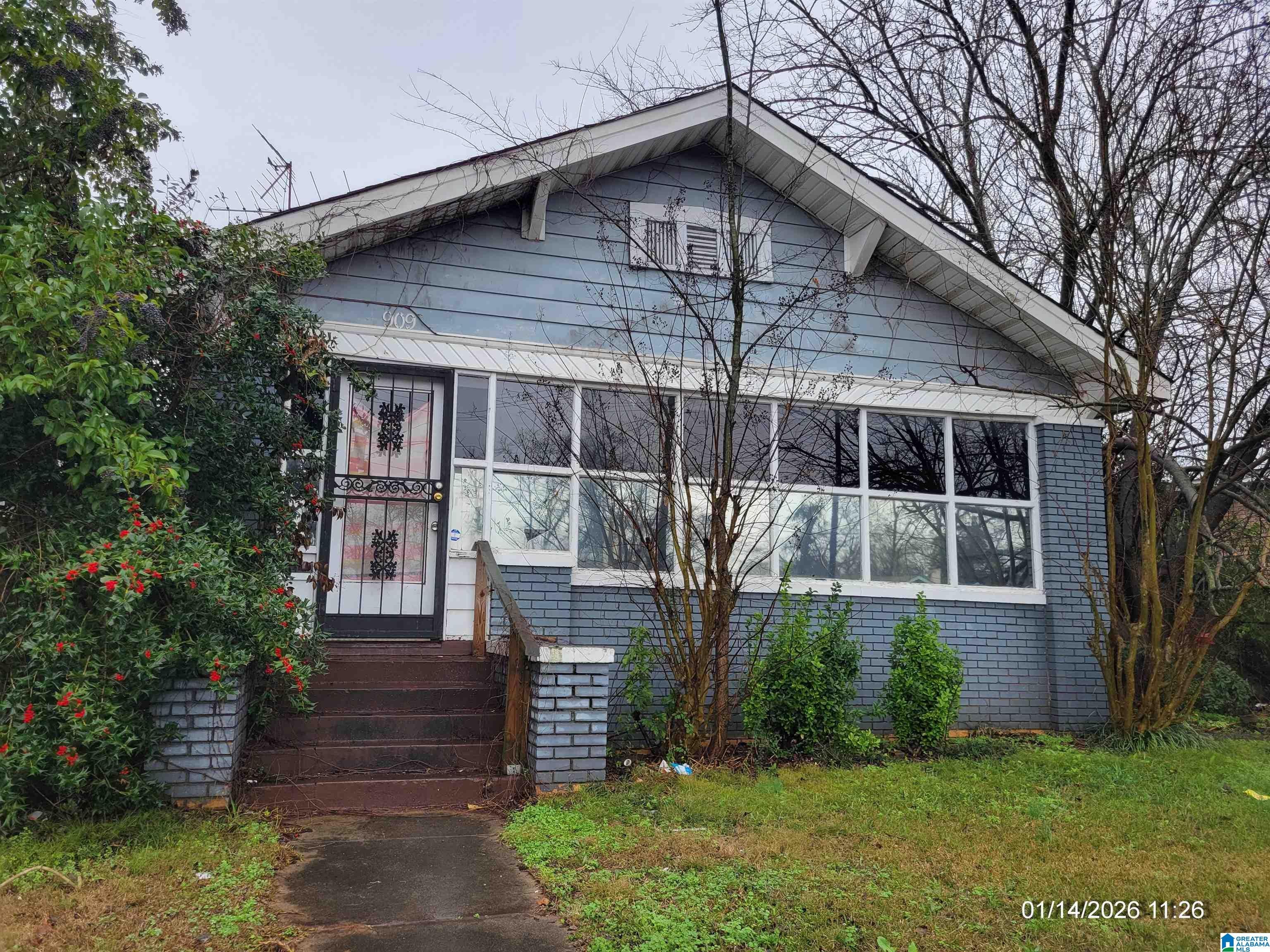909 Pike Road — photo