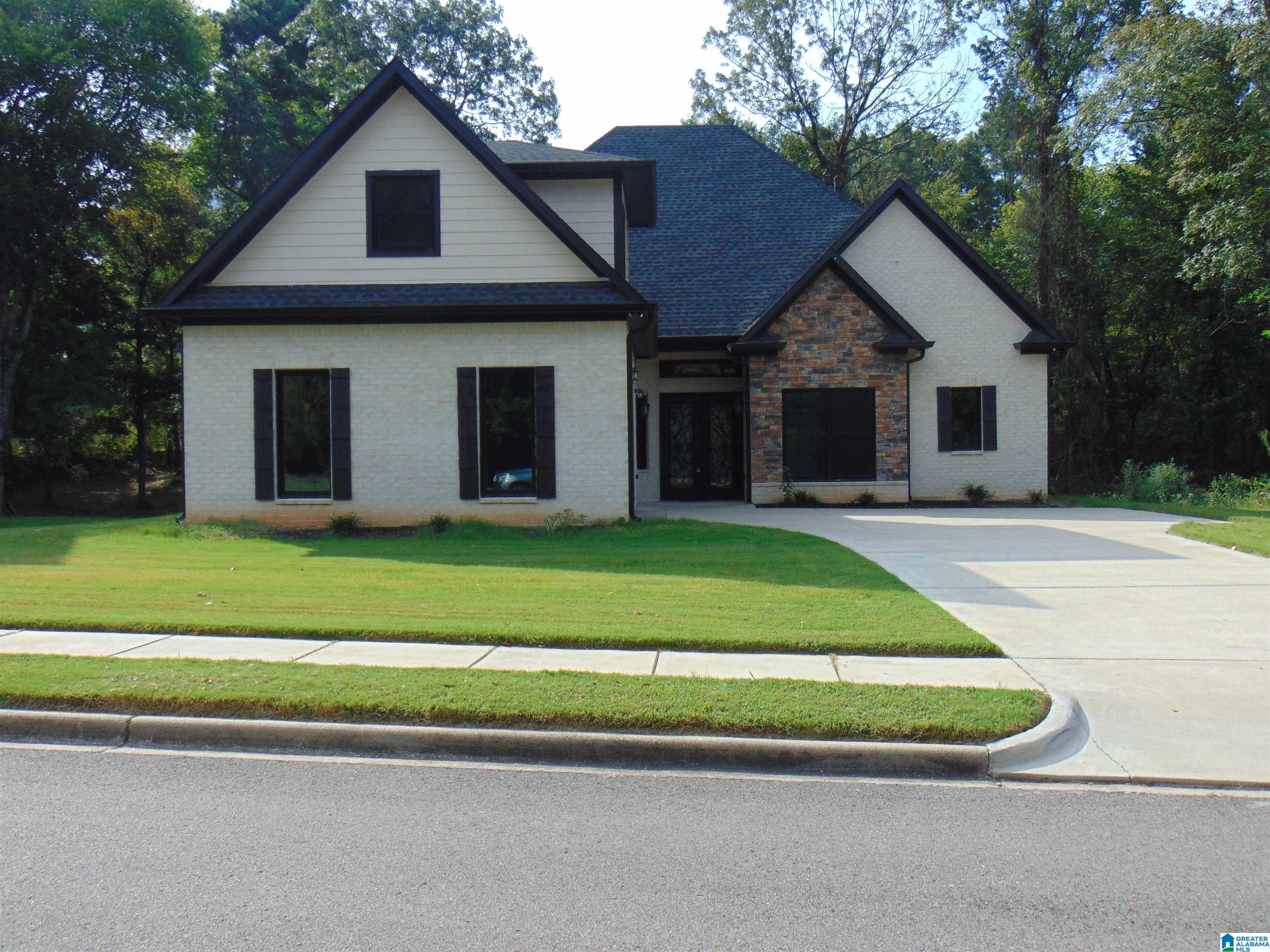 117 Melbourne Circle — photo