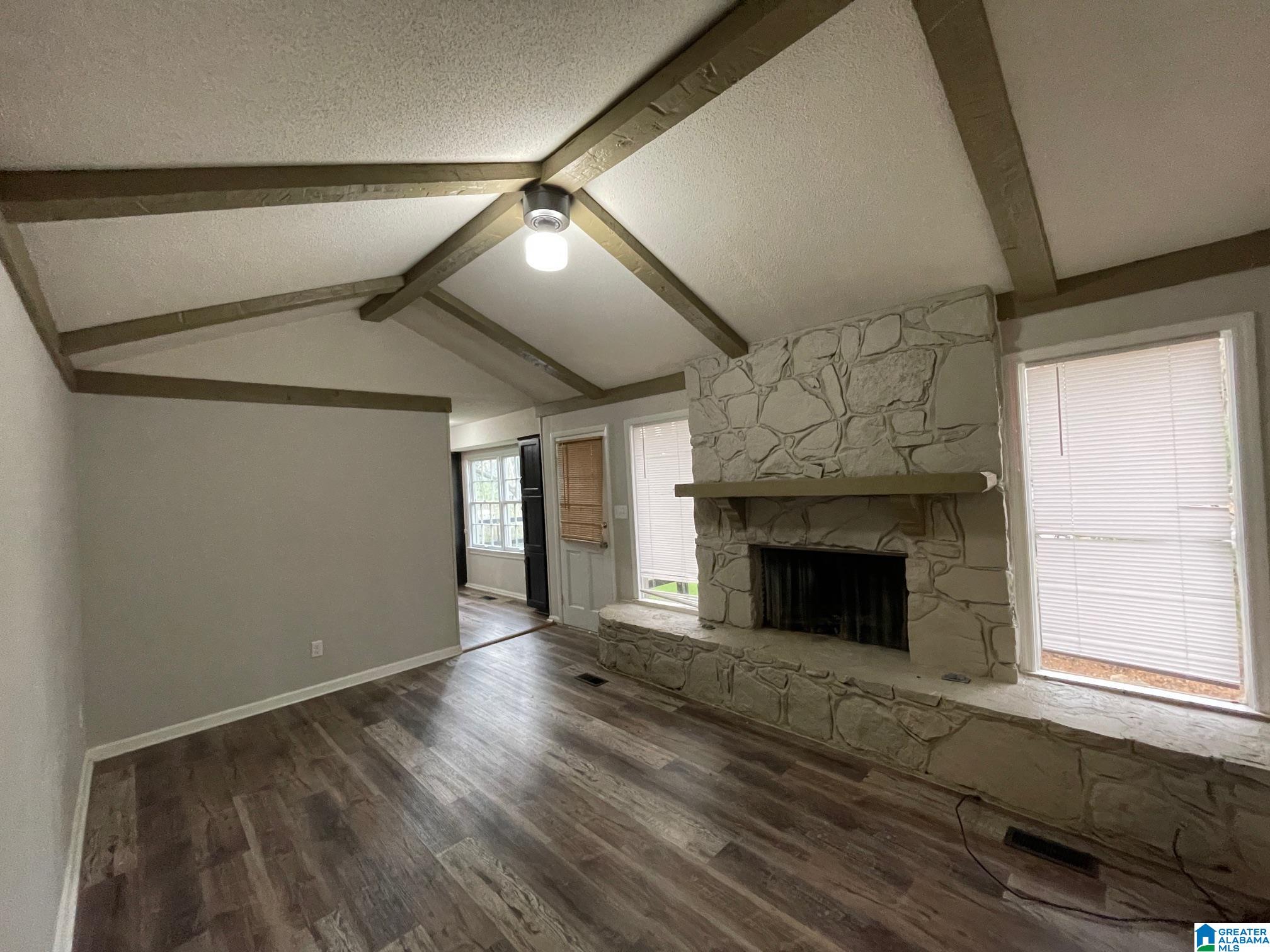 901 Winchester Circle — photo